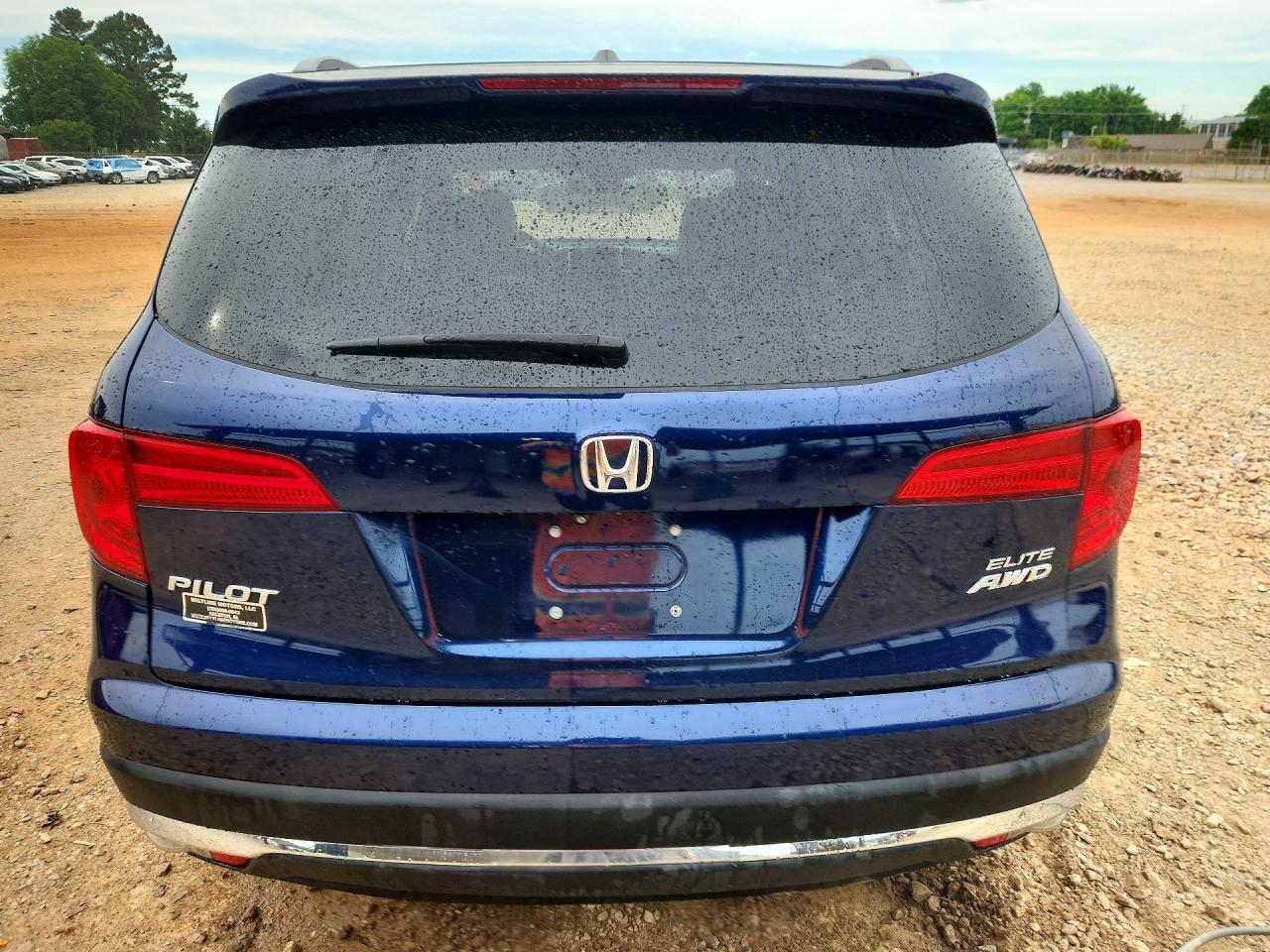 2017 Honda Pilot Elite Blue vin: 5FNYF6H01HB067258