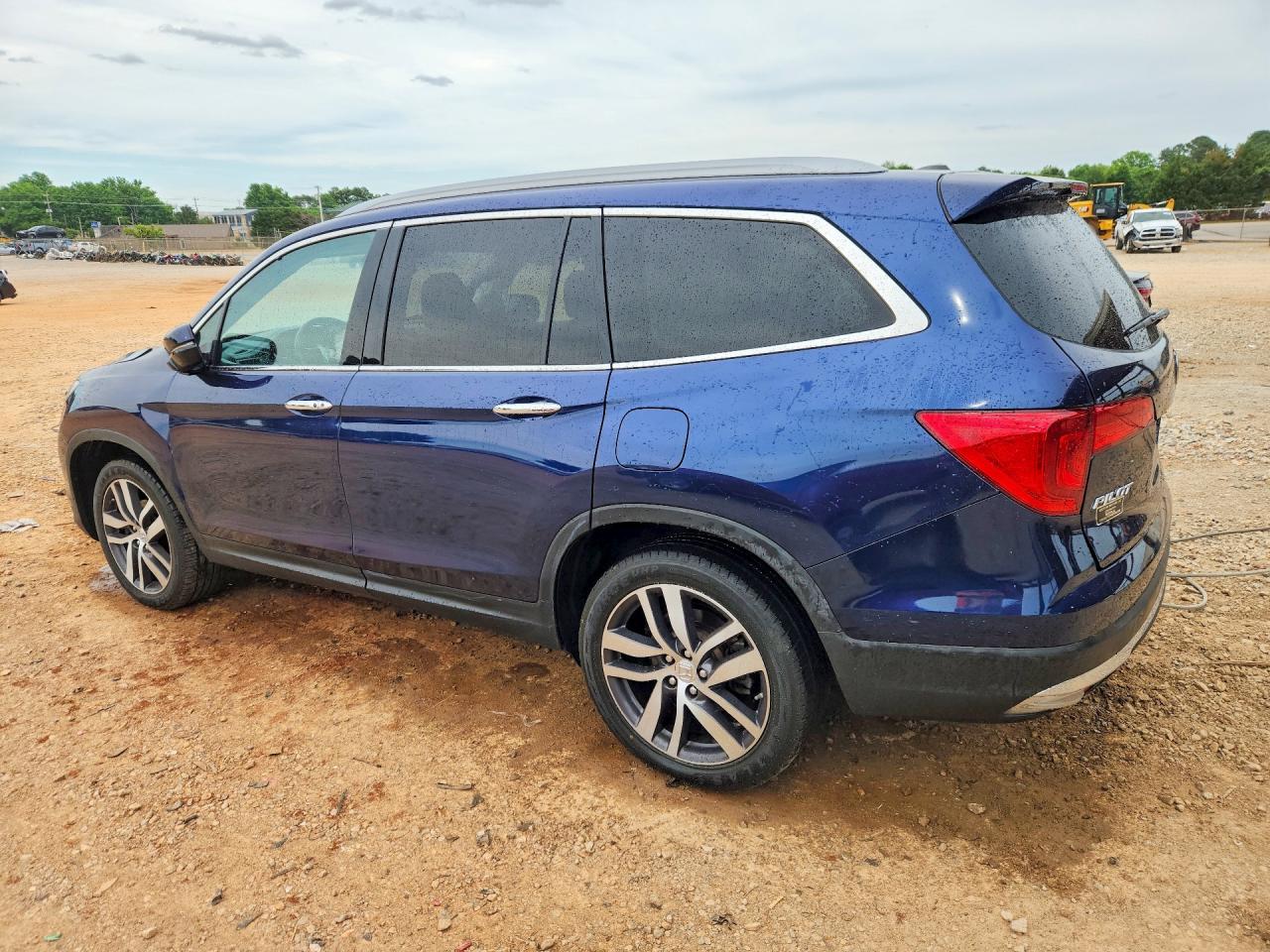 2017 Honda Pilot Elite Blue vin: 5FNYF6H01HB067258