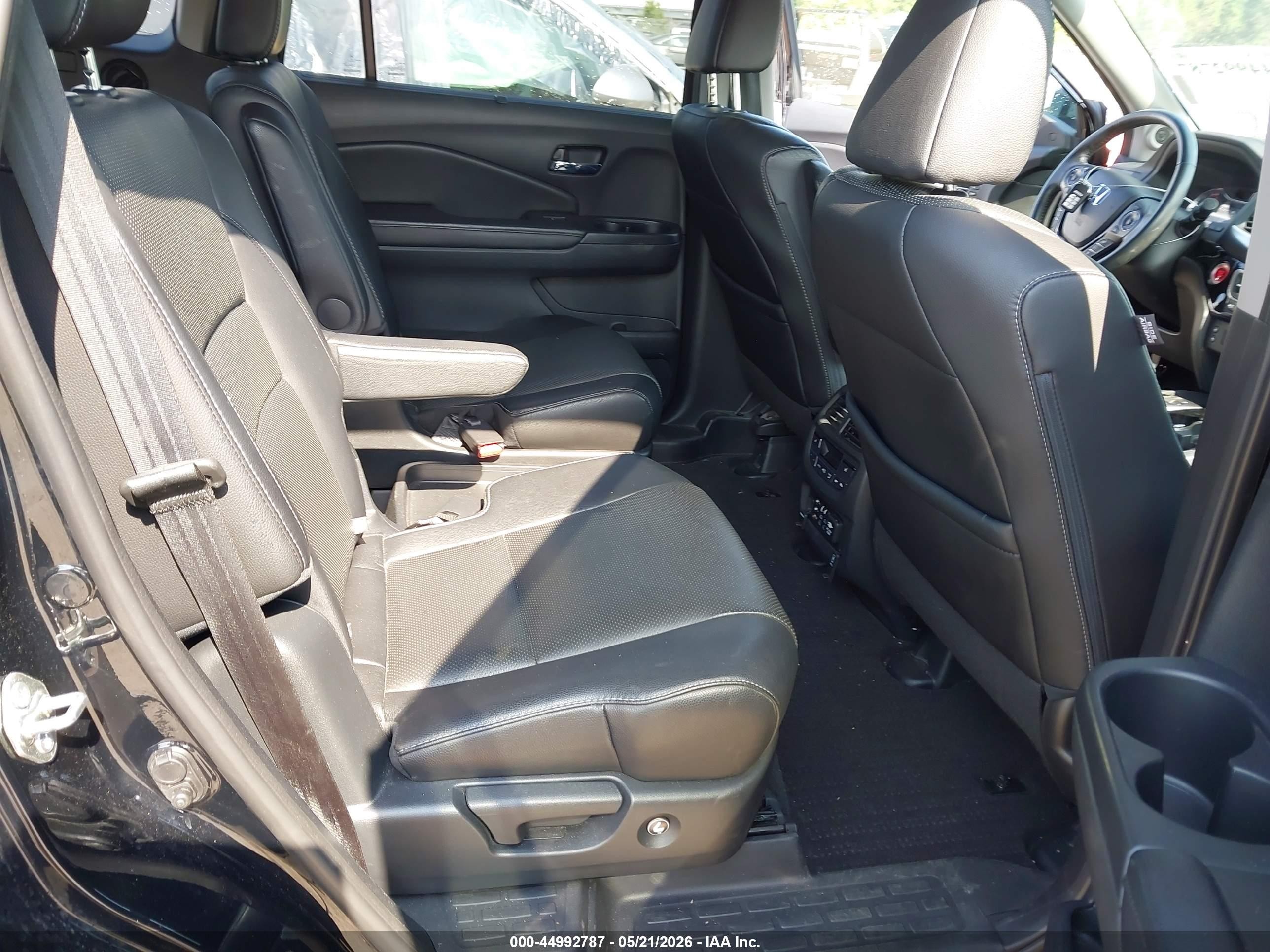 2017 Honda Pilot Elite Черный vin: 5FNYF6H01HB089244