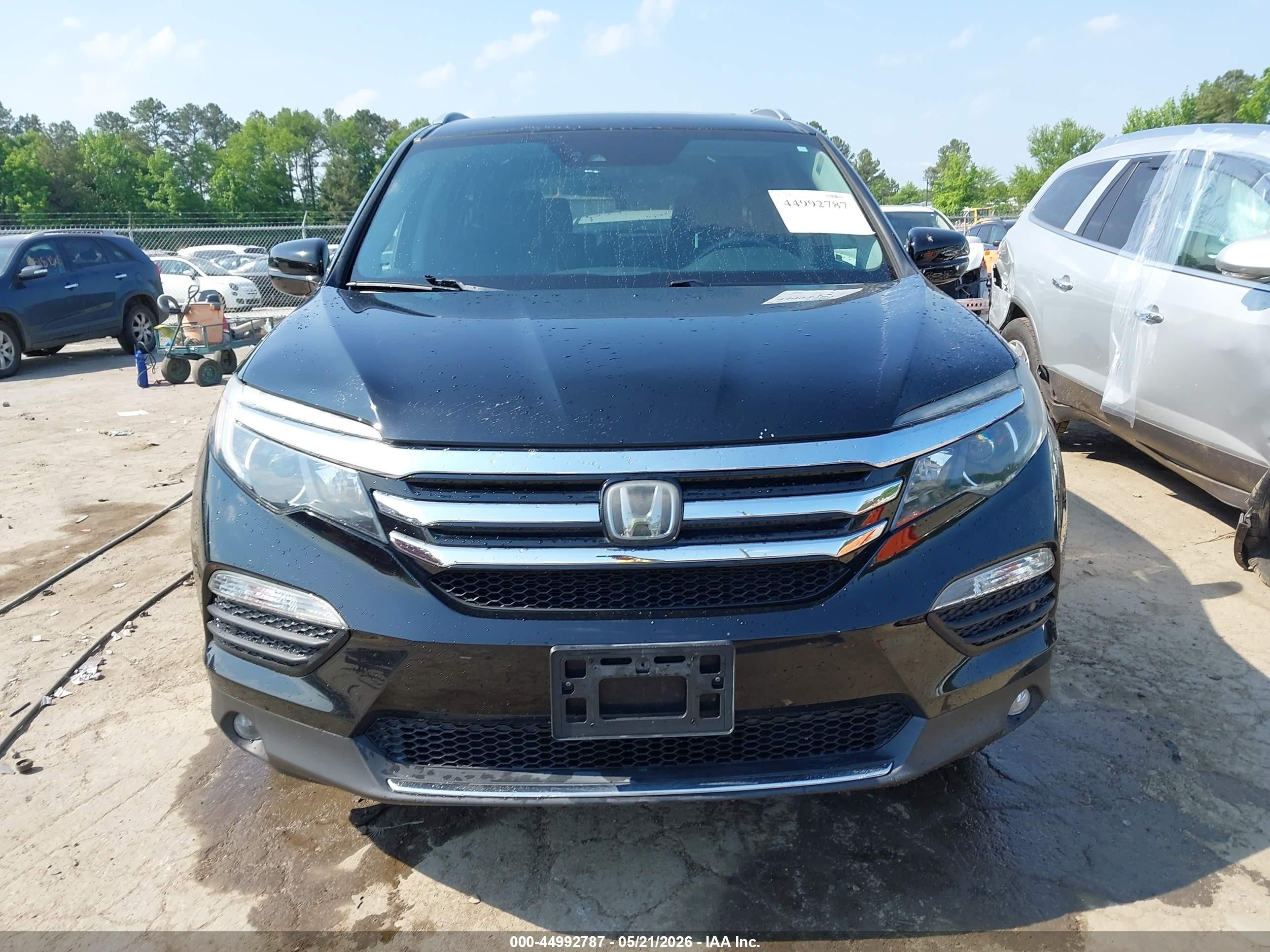 2017 Honda Pilot Elite Черный vin: 5FNYF6H01HB089244