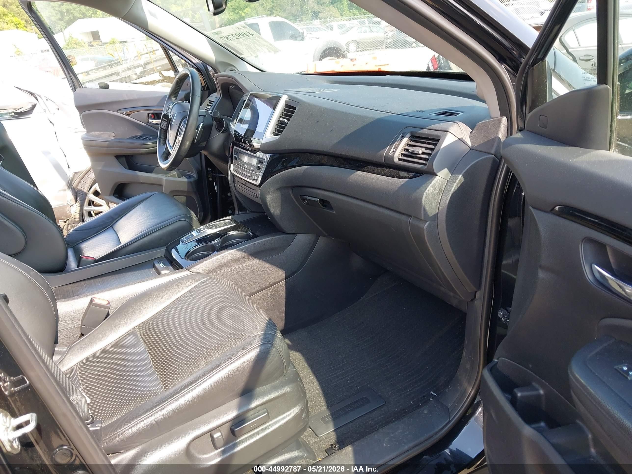 2017 Honda Pilot Elite Черный vin: 5FNYF6H01HB089244
