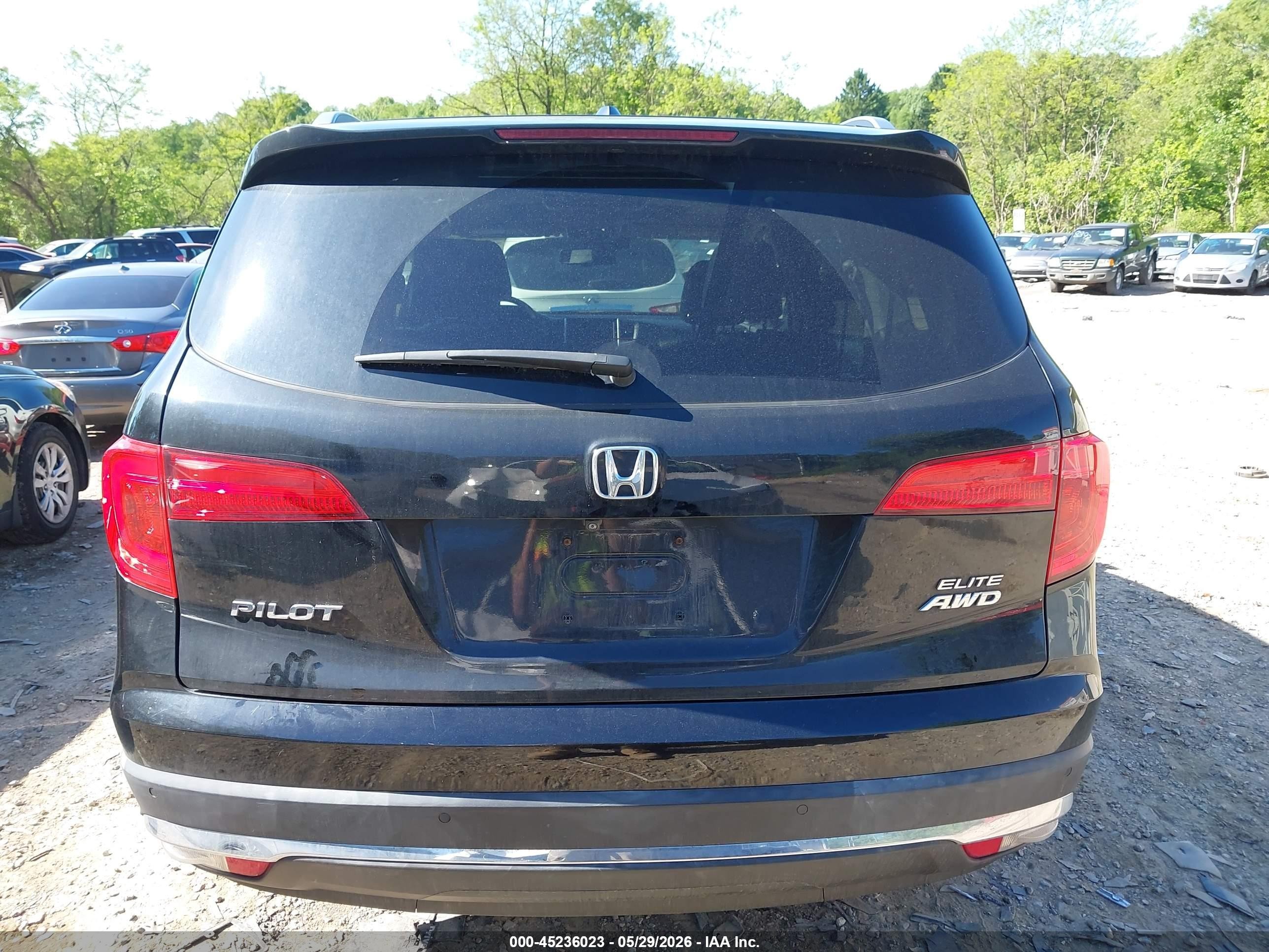 2017 Honda Pilot Elite Black vin: 5FNYF6H03HB097085