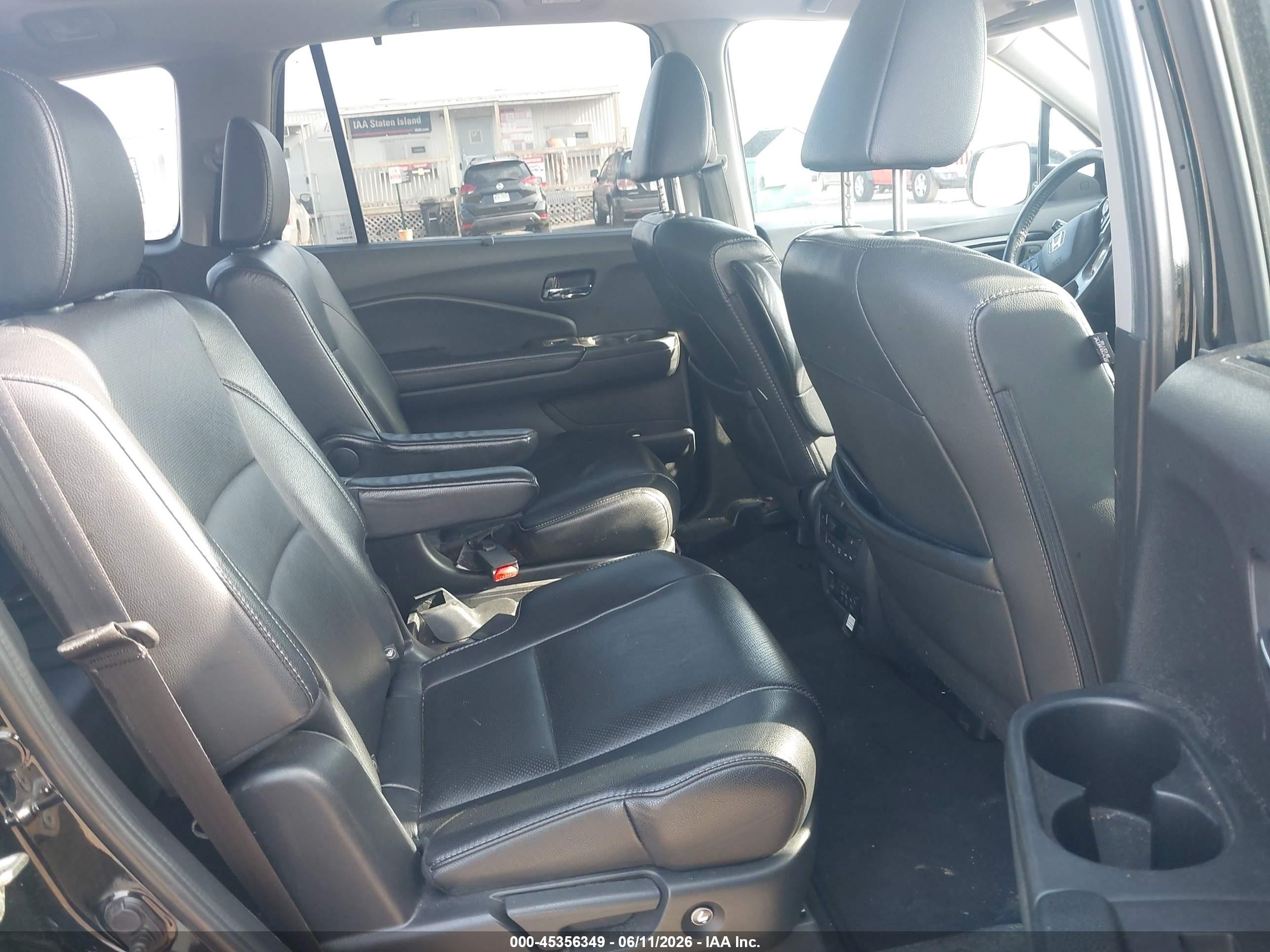 2019 Honda Pilot Elite Черный vin: 5FNYF6H04KB061672