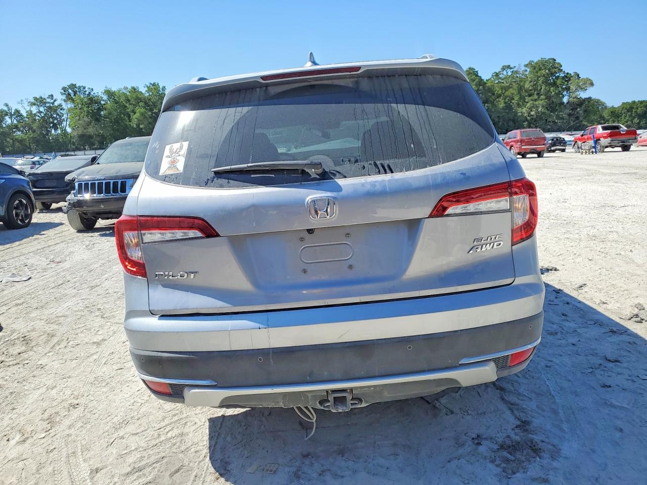 2022 Honda Pilot Elite Silver vin: 5FNYF6H07NB024314