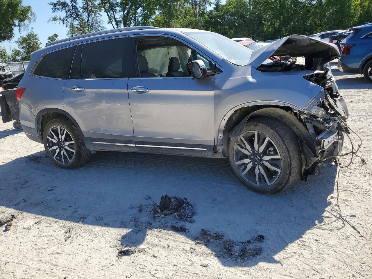 2022 Honda Pilot Elite Silver vin: 5FNYF6H07NB024314
