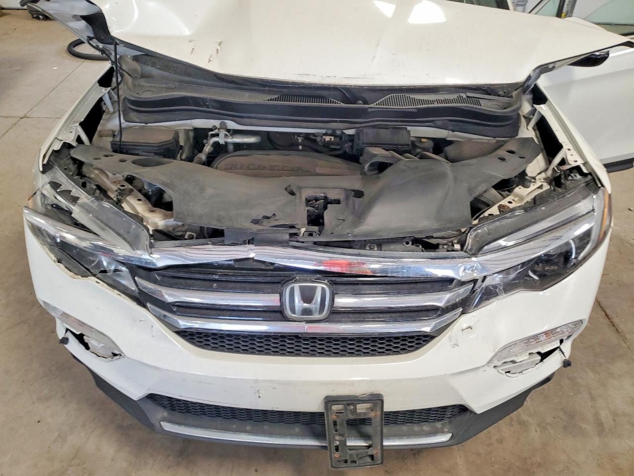2017 Honda Pilot Elite White vin: 5FNYF6H09HB011133