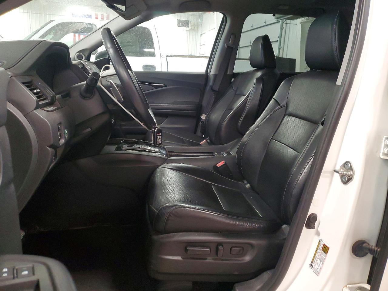2017 Honda Pilot Elite White vin: 5FNYF6H09HB011133