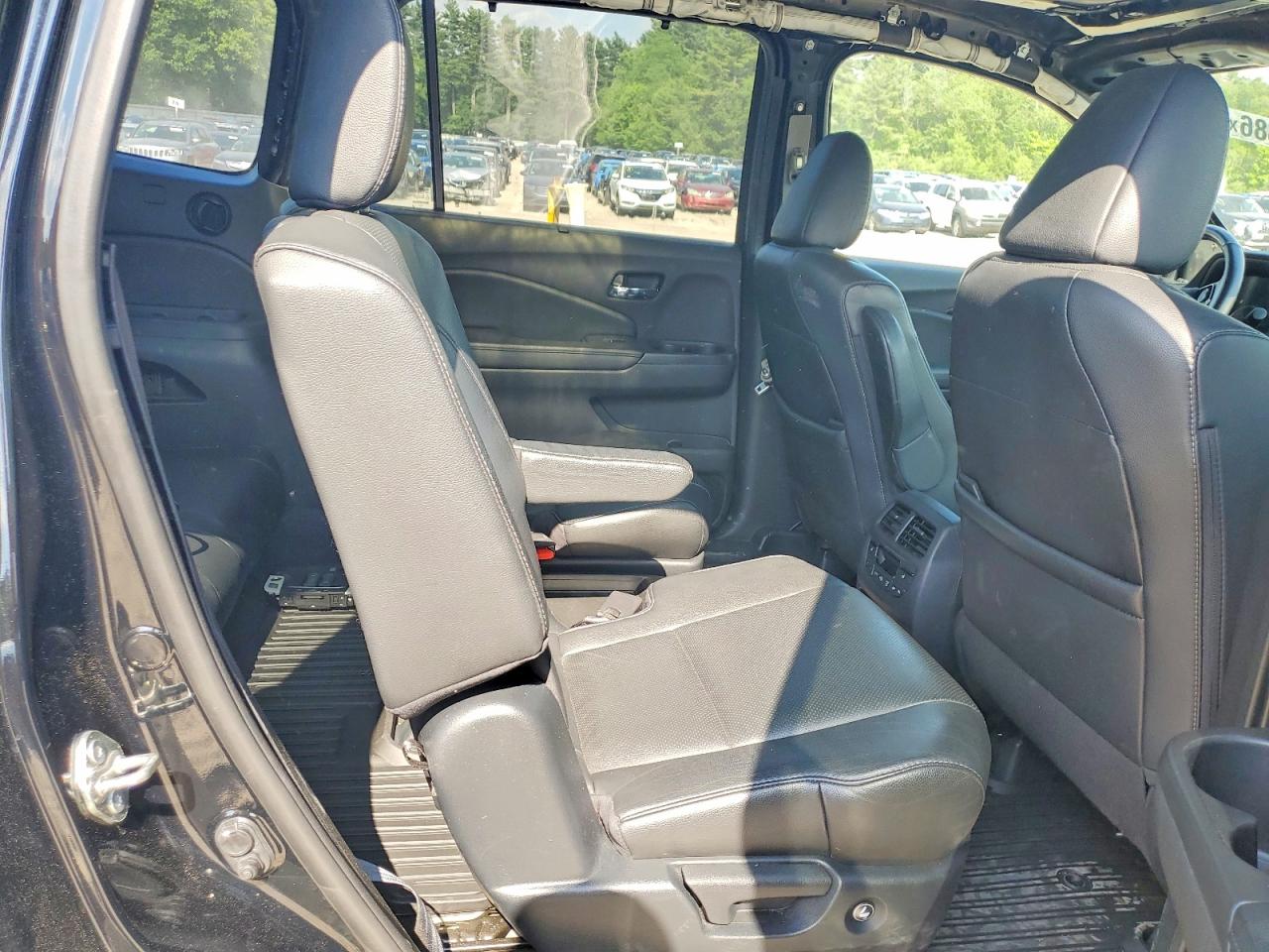 2019 Honda Pilot Elite Black vin: 5FNYF6H09KB015898