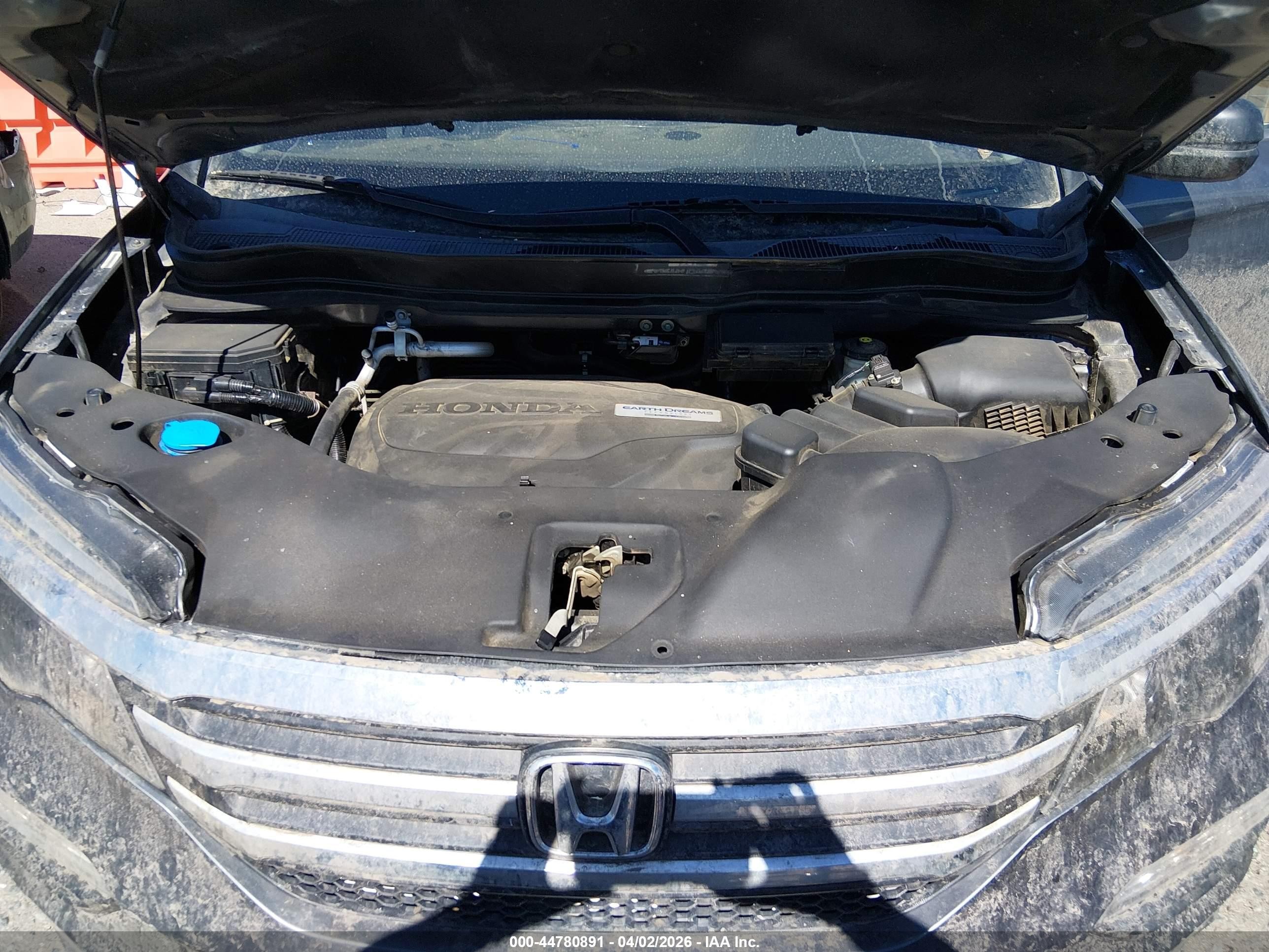 2018 Honda Pilot Lx Blue vin: 5FNYF6H14JB024953