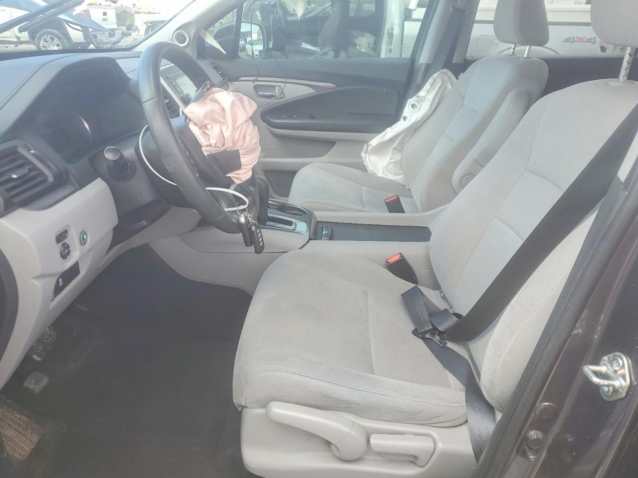 2020 Honda Pilot Lx Charcoal vin: 5FNYF6H17LB009978