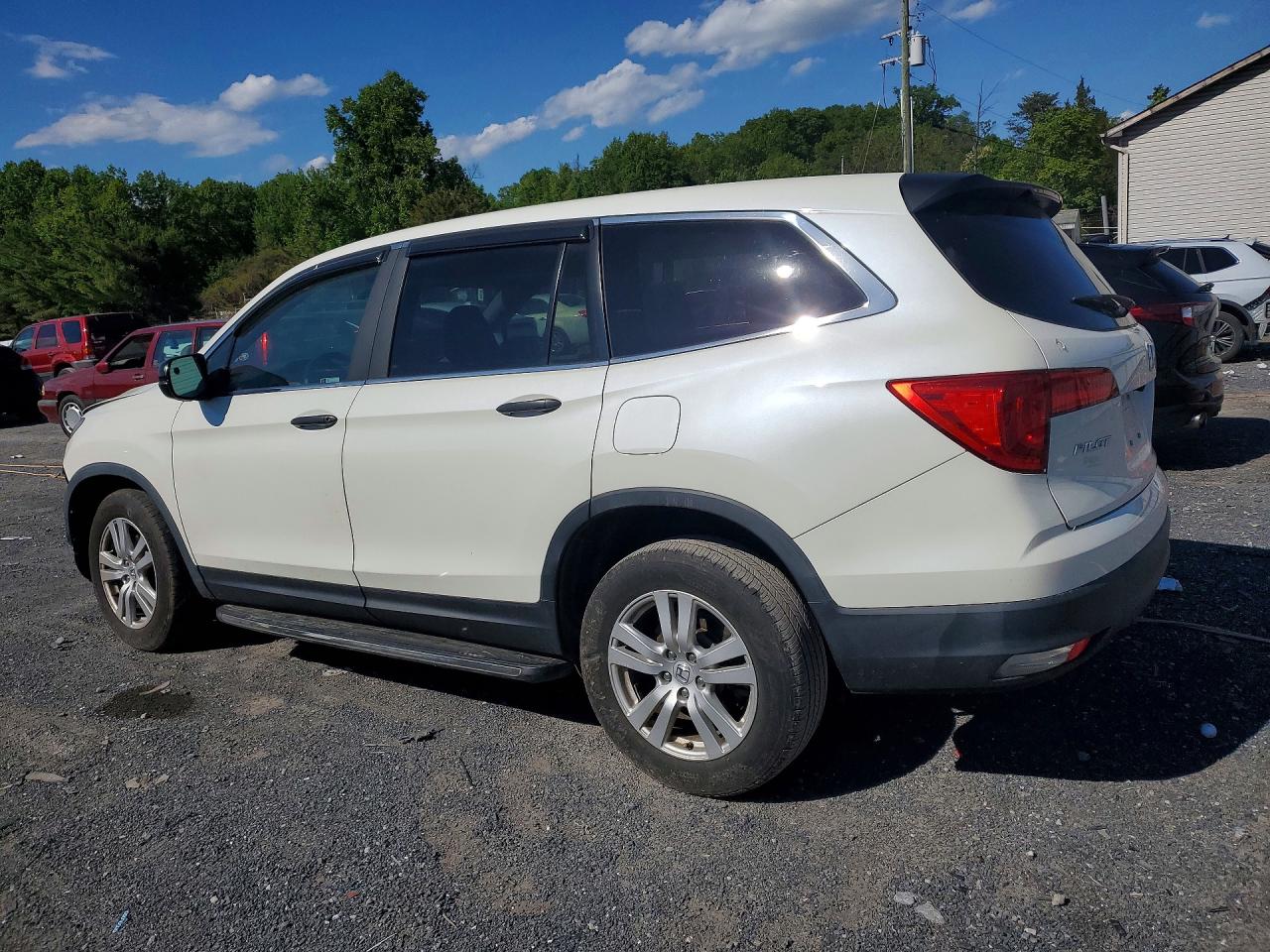 2018 Honda Pilot Lx White vin: 5FNYF6H18JB059463