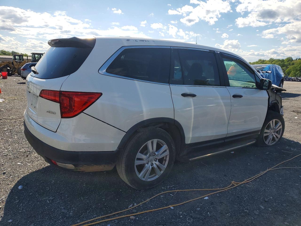 2018 Honda Pilot Lx White vin: 5FNYF6H18JB059463