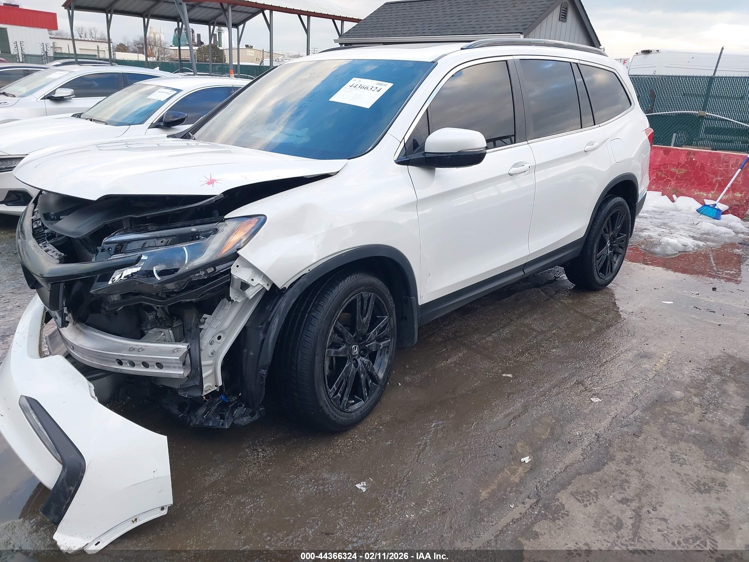 2022 Honda Pilot Awd Special Edition Белый vin: 5FNYF6H20NB102062