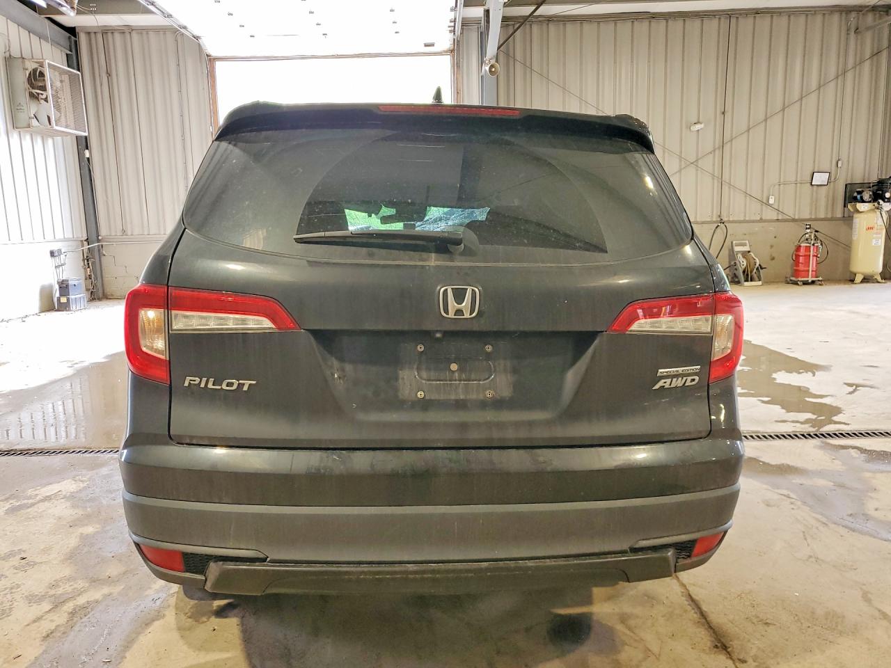 2022 Honda Pilot Se Black vin: 5FNYF6H21NB056449