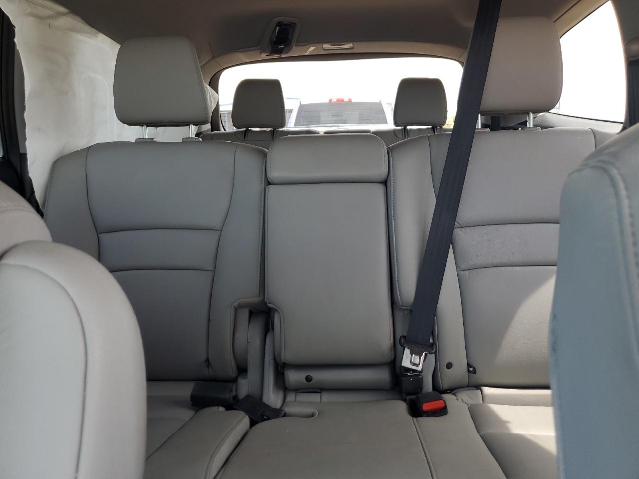 2021 Honda Pilot Se Серебряный vin: 5FNYF6H25MB047753