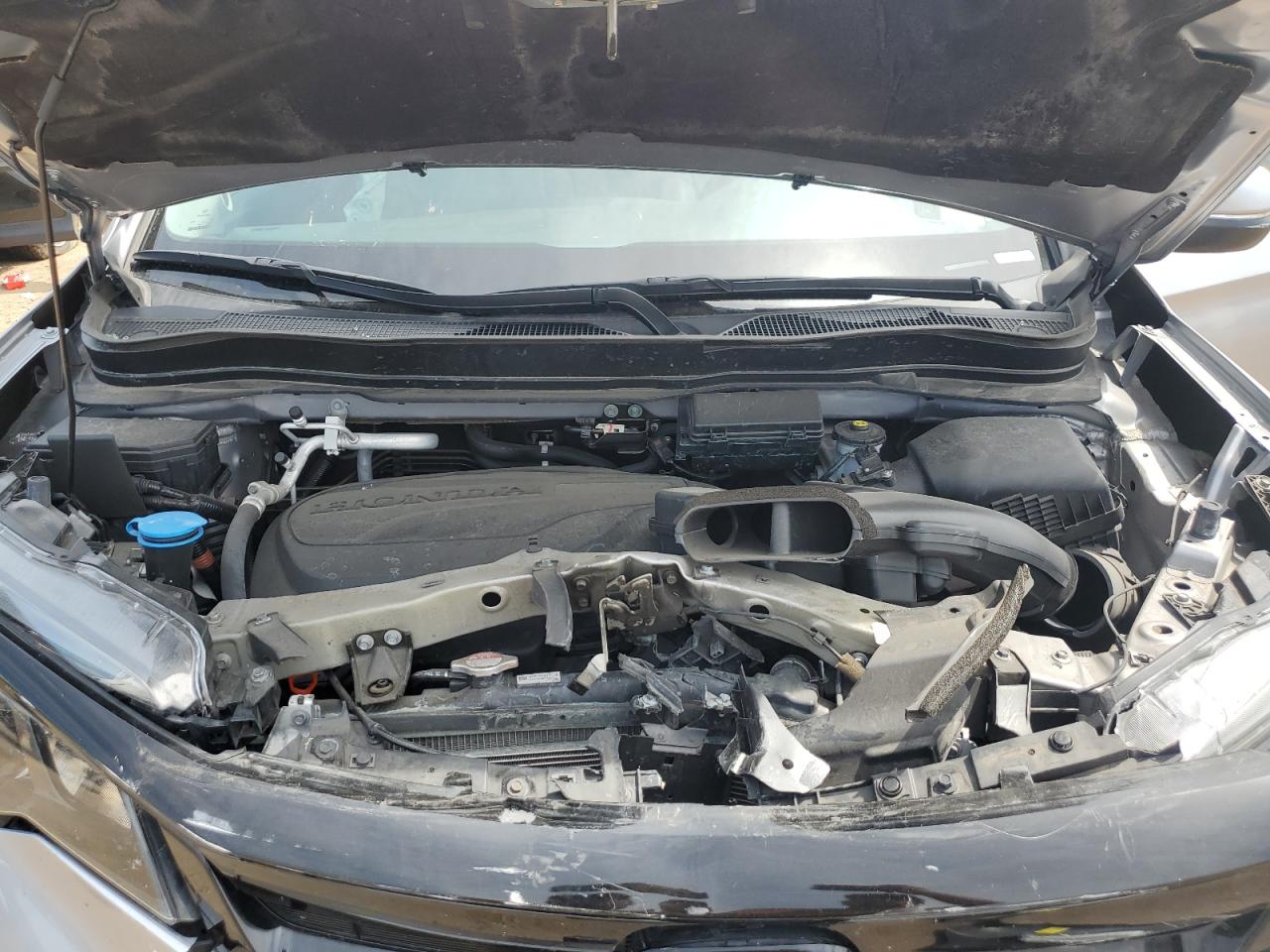 2021 Honda Pilot Se Серебряный vin: 5FNYF6H25MB047753