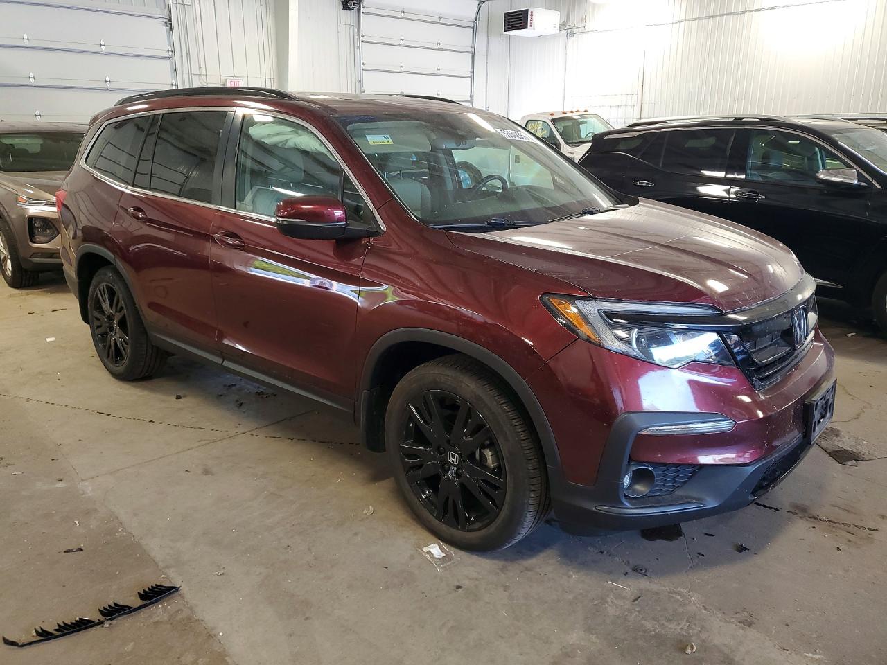 2022 Honda Pilot Se Maroon vin: 5FNYF6H27NB063972