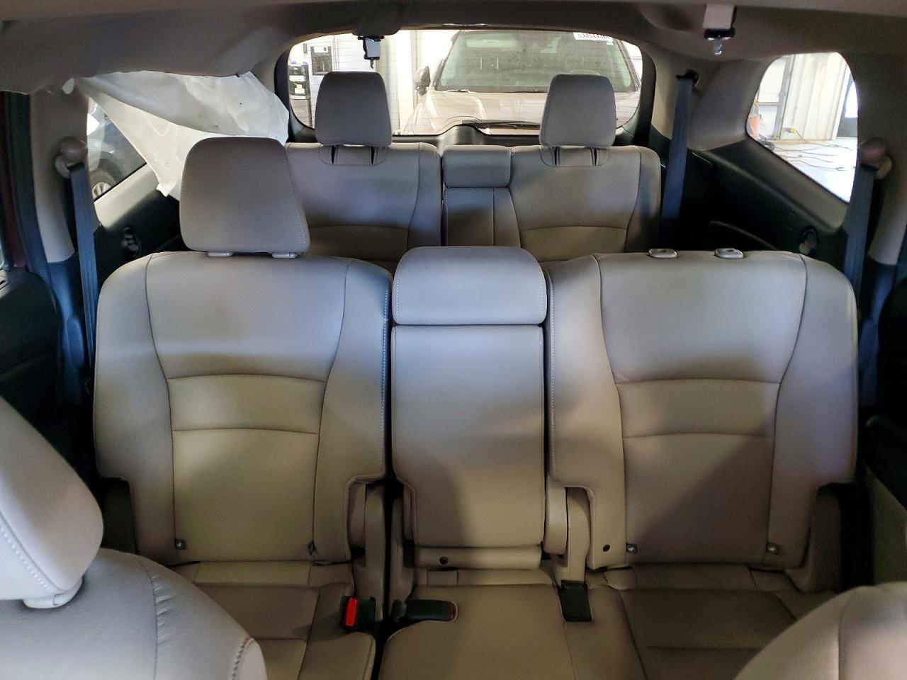 2022 Honda Pilot Se Maroon vin: 5FNYF6H27NB063972