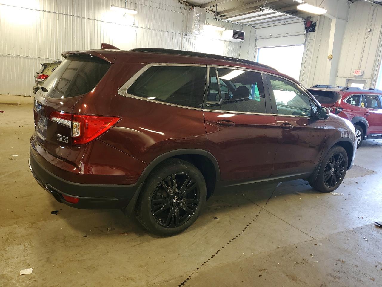 2022 Honda Pilot Se Maroon vin: 5FNYF6H27NB063972