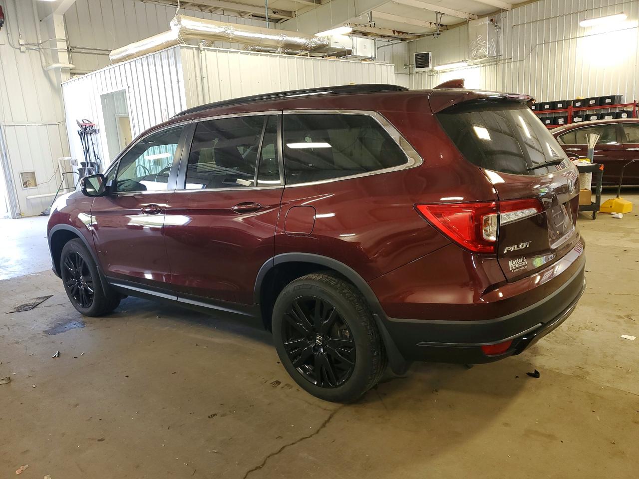 2022 Honda Pilot Se Maroon vin: 5FNYF6H27NB063972