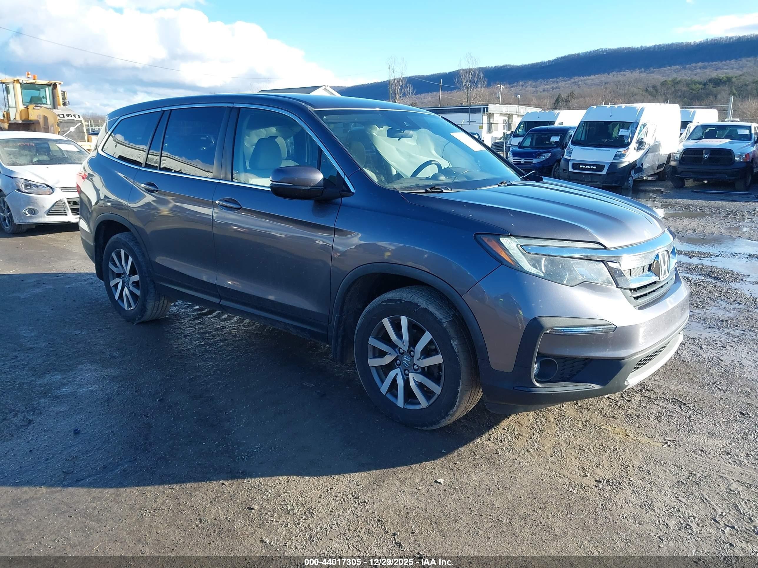 Price & History 2019 Honda Pilot Ex 3.5l V-6 Di, Vvt, 280hp vin