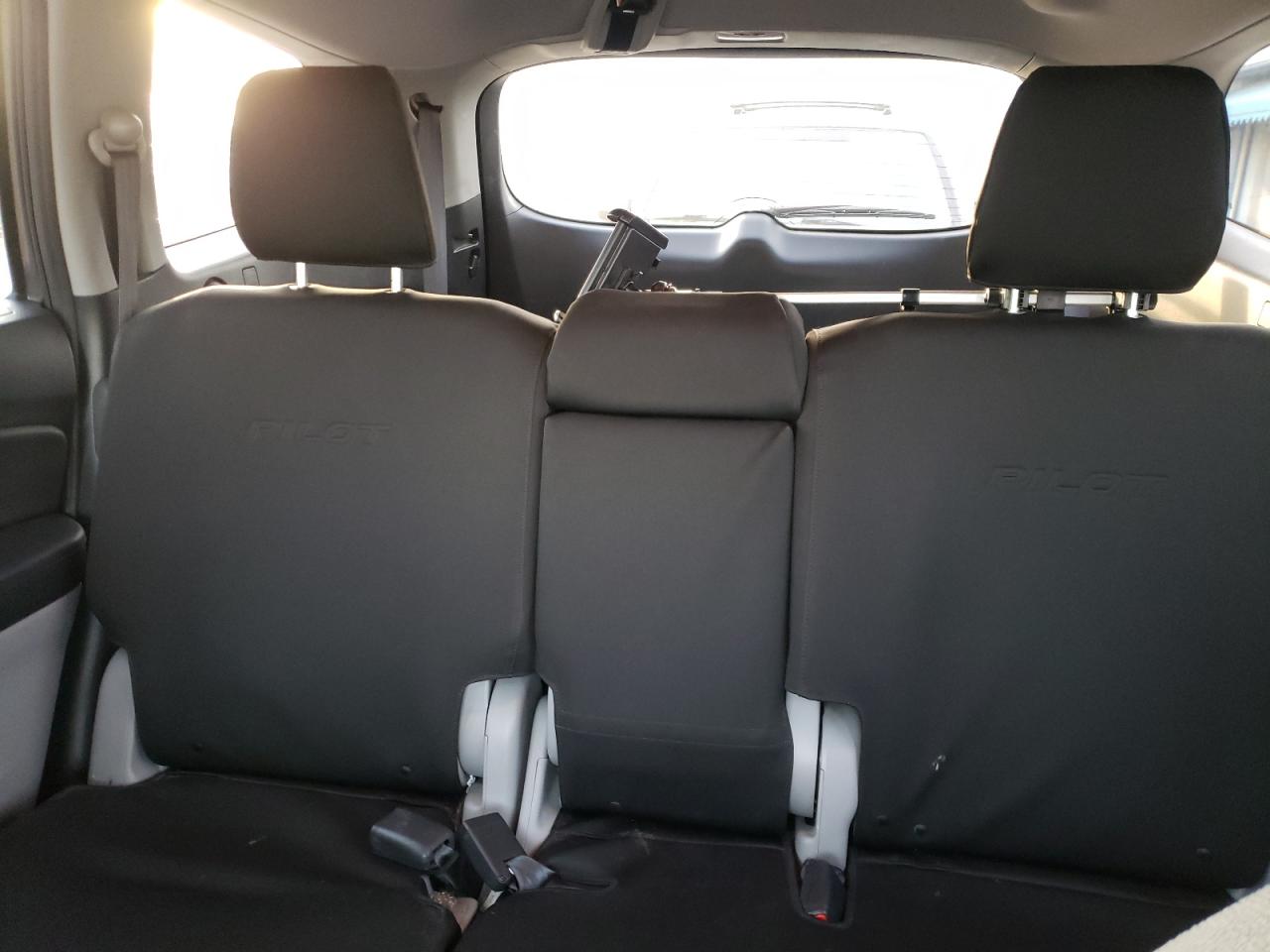 2018 Honda Pilot Ex Gray vin: 5FNYF6H39JB058789
