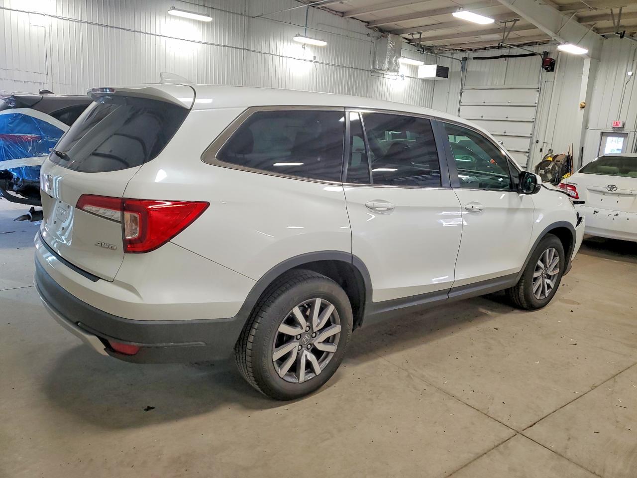 2020 Honda Pilot Exl White vin: 5FNYF6H46LB015233