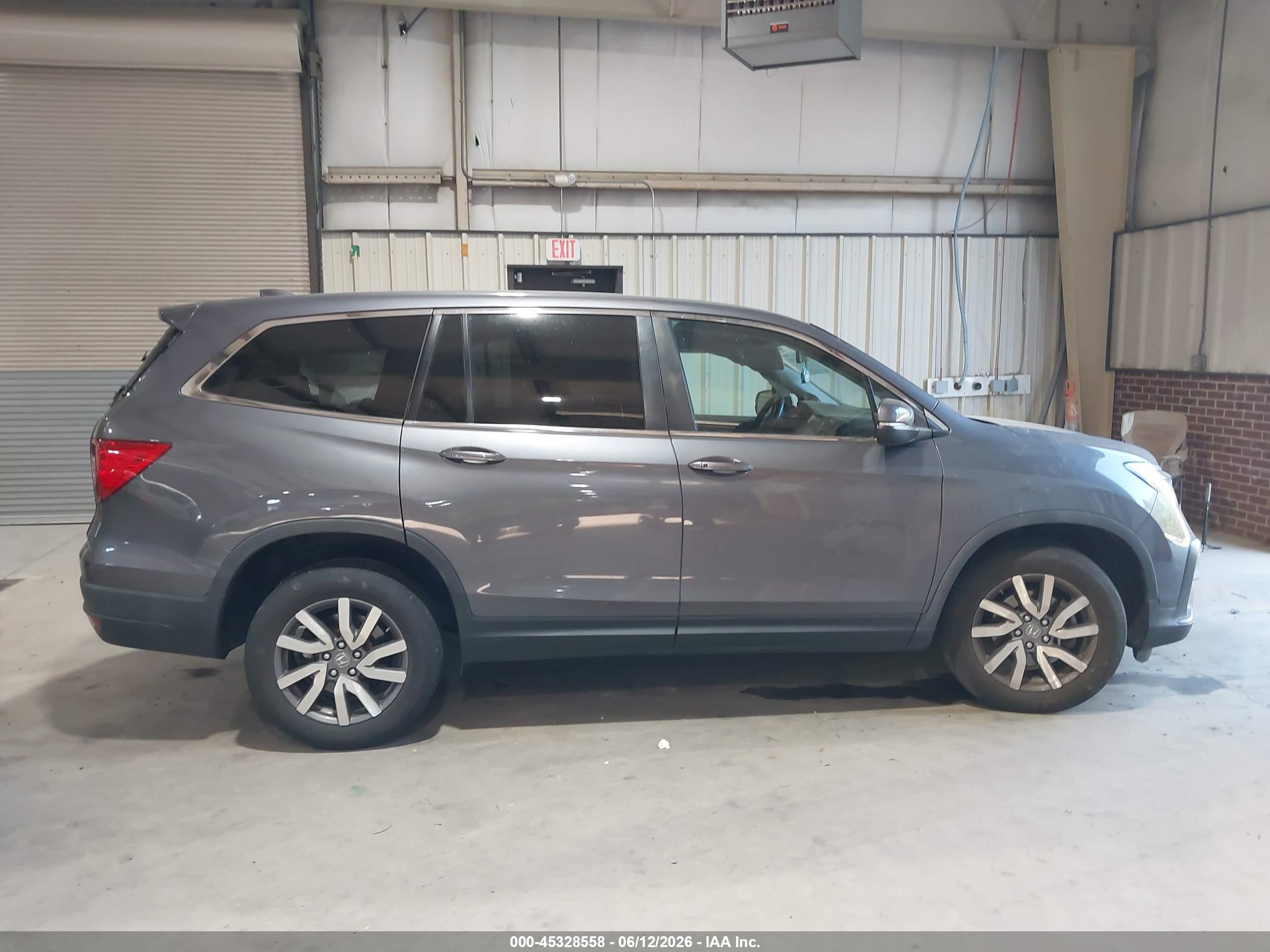 2021 Honda Pilot Awd Ex-l Gray vin: 5FNYF6H51MB044312