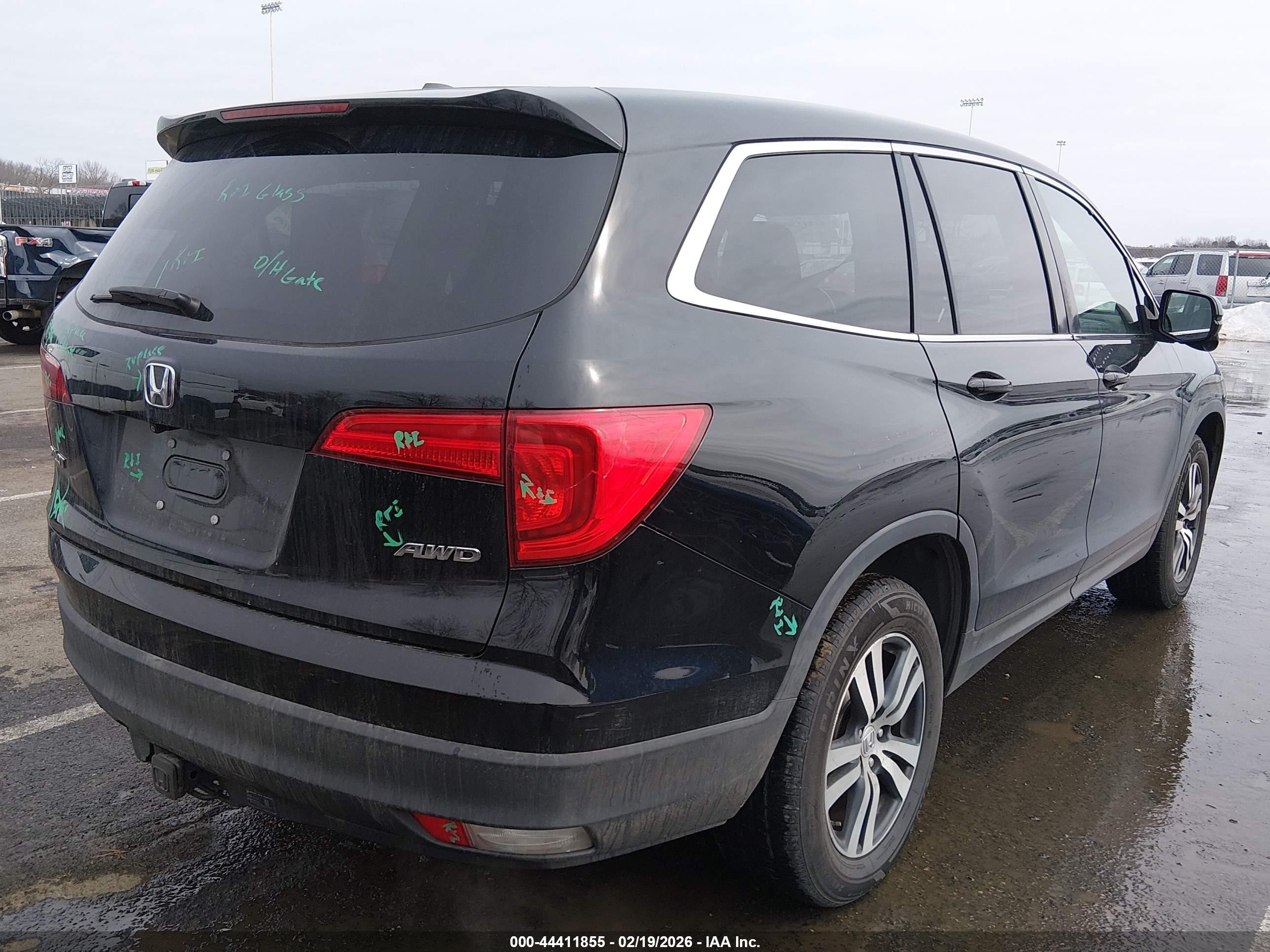 2017 Honda Pilot Ex-l Серый vin: 5FNYF6H52HB011762