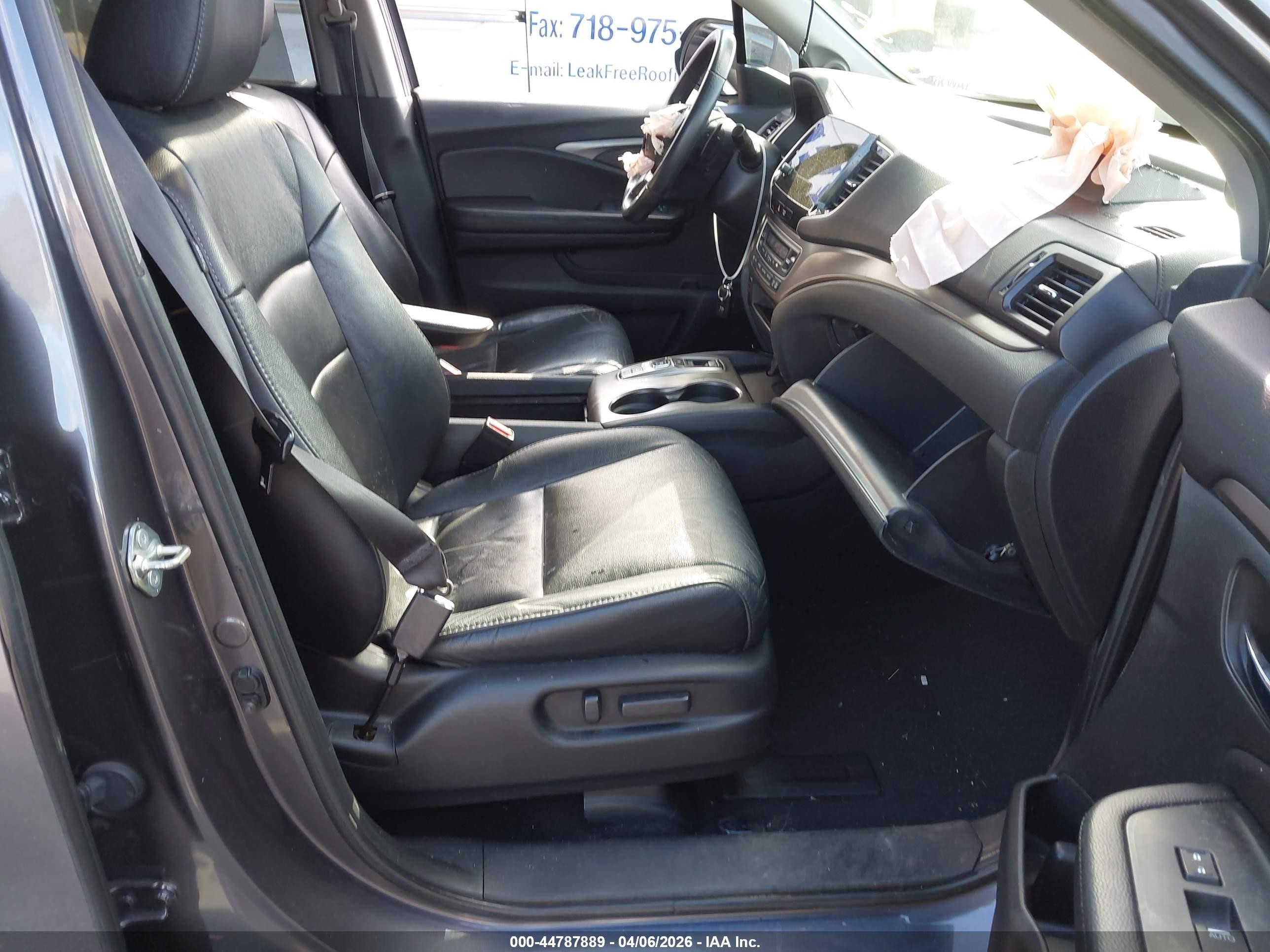 2021 Honda Pilot Awd Ex-l Gray vin: 5FNYF6H52MB013456