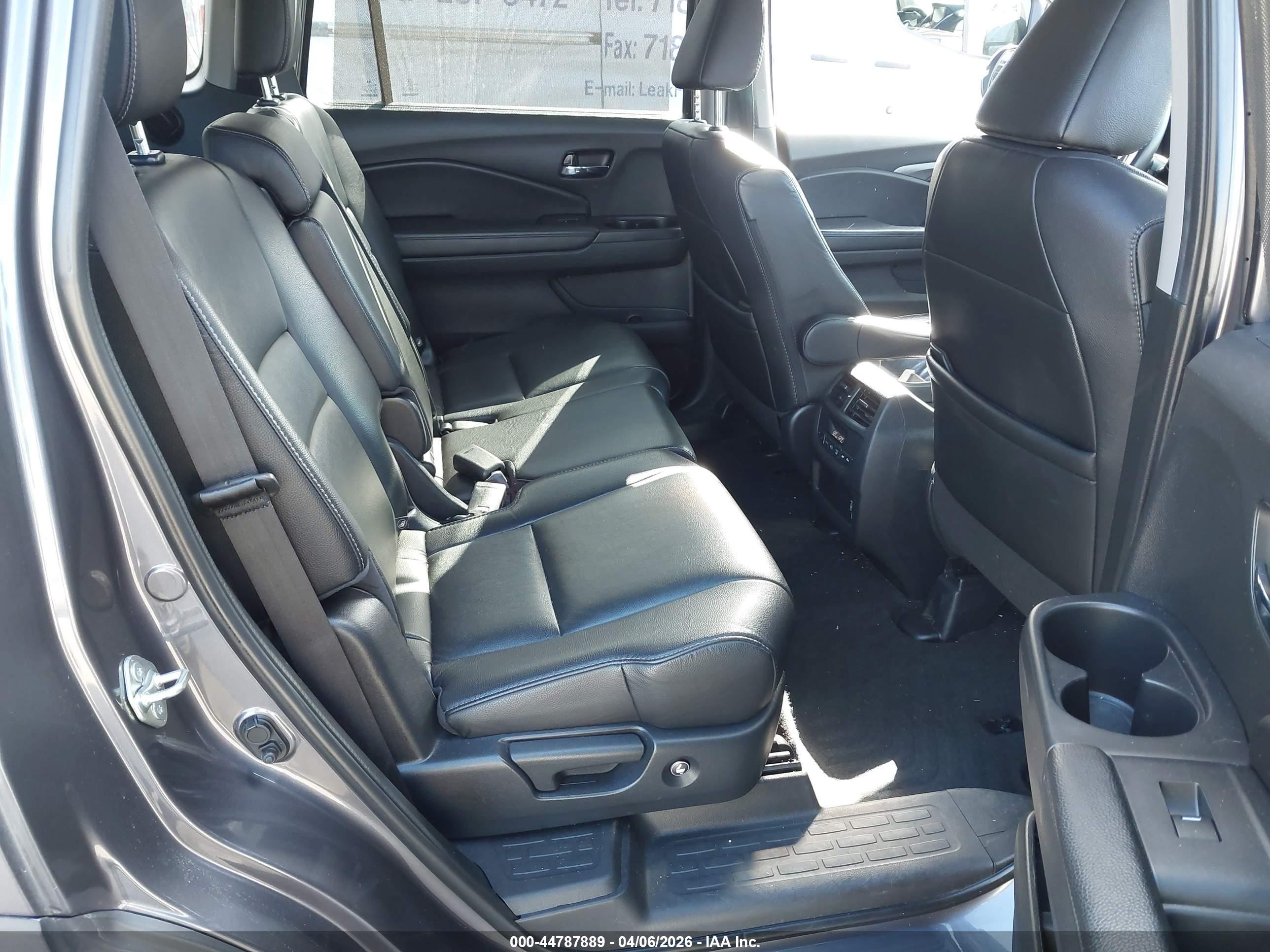 2021 Honda Pilot Awd Ex-l Gray vin: 5FNYF6H52MB013456