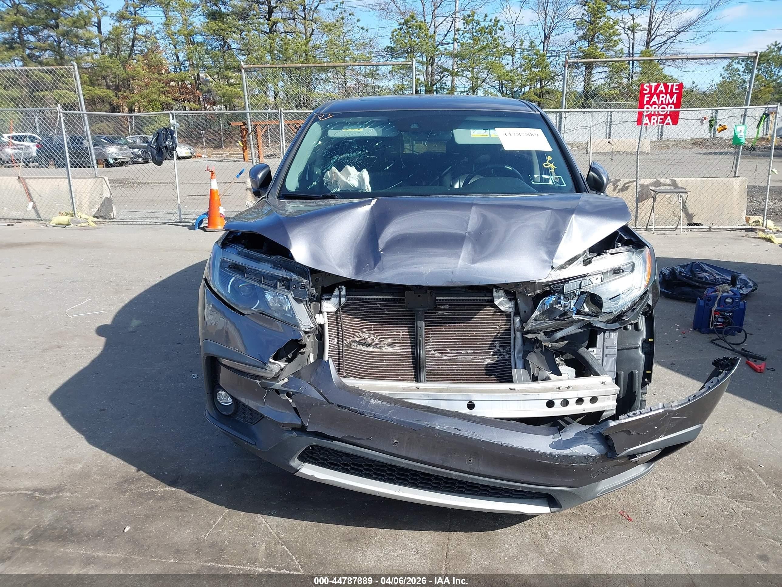 2021 Honda Pilot Awd Ex-l Gray vin: 5FNYF6H52MB013456
