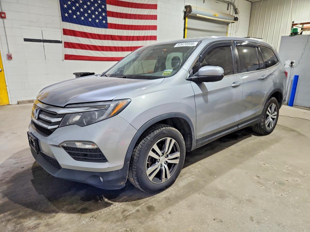 2017 Honda Pilot Exl Серебряный vin: 5FNYF6H53HB049503