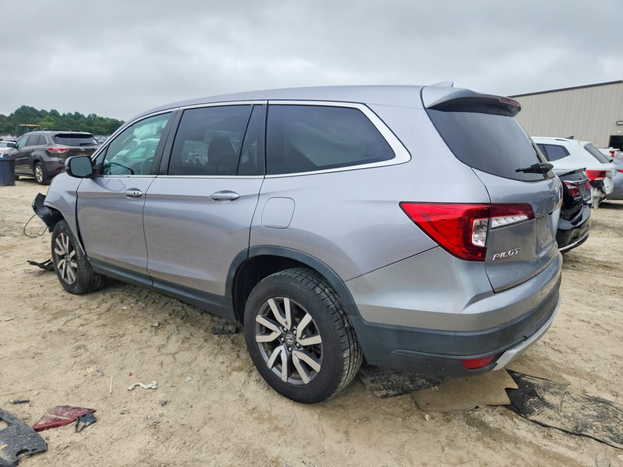 2020 Honda Pilot Exl Серебряный vin: 5FNYF6H53LB069386