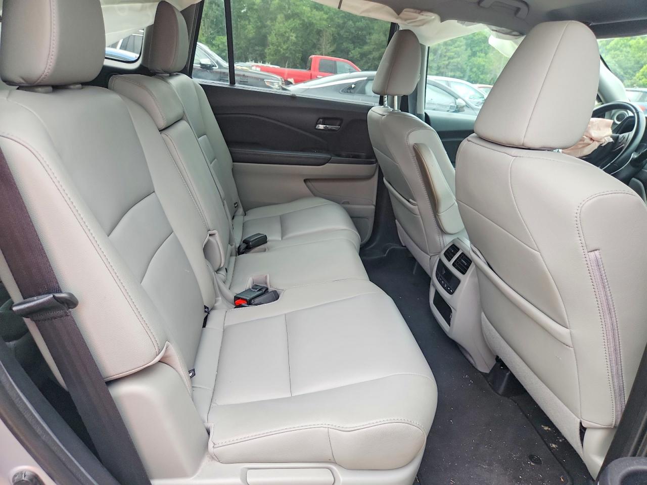 2020 Honda Pilot Exl Серебряный vin: 5FNYF6H53LB069386