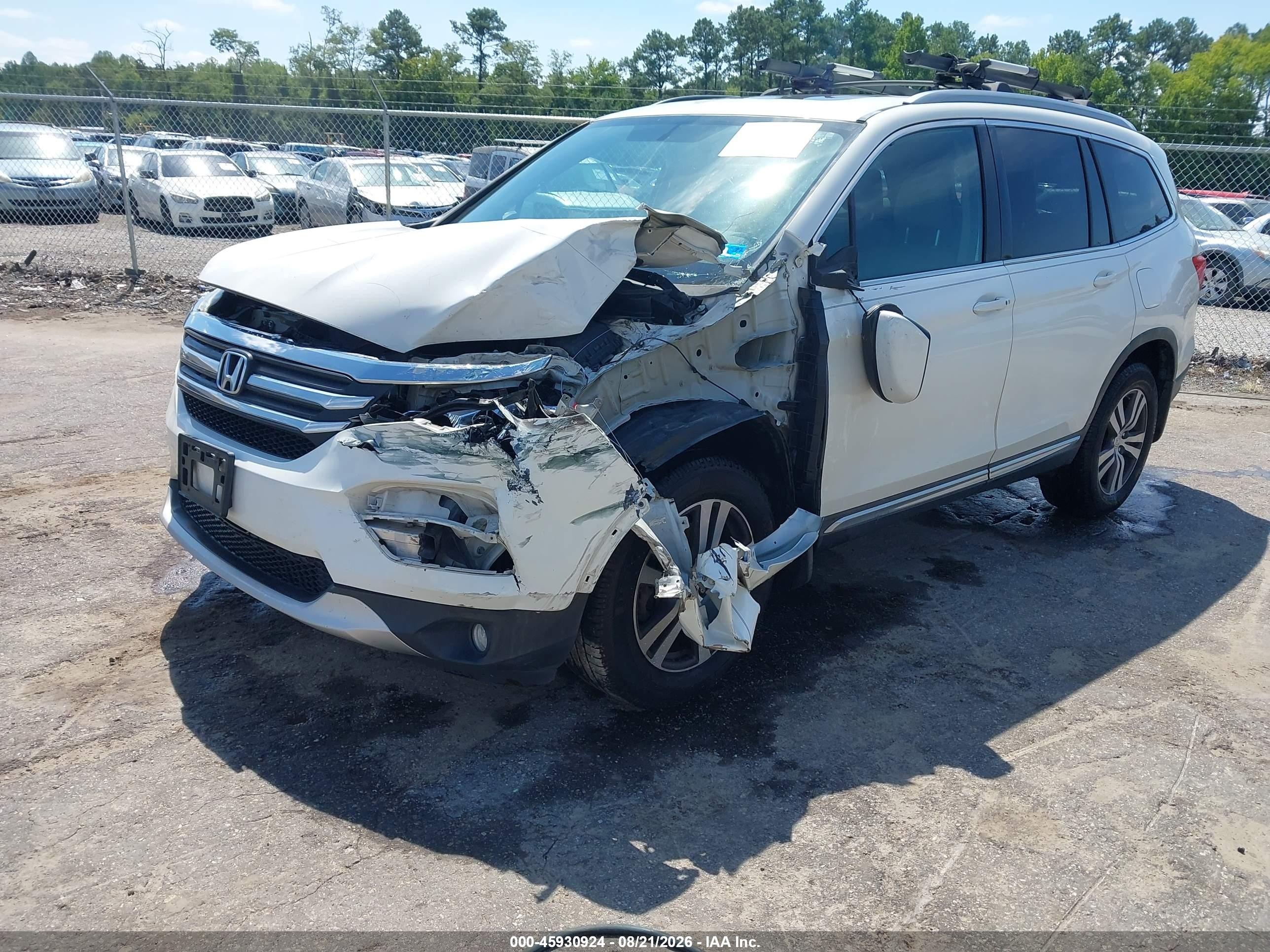 2016 Honda Pilot Ex-l White vin: 5FNYF6H57GB096970