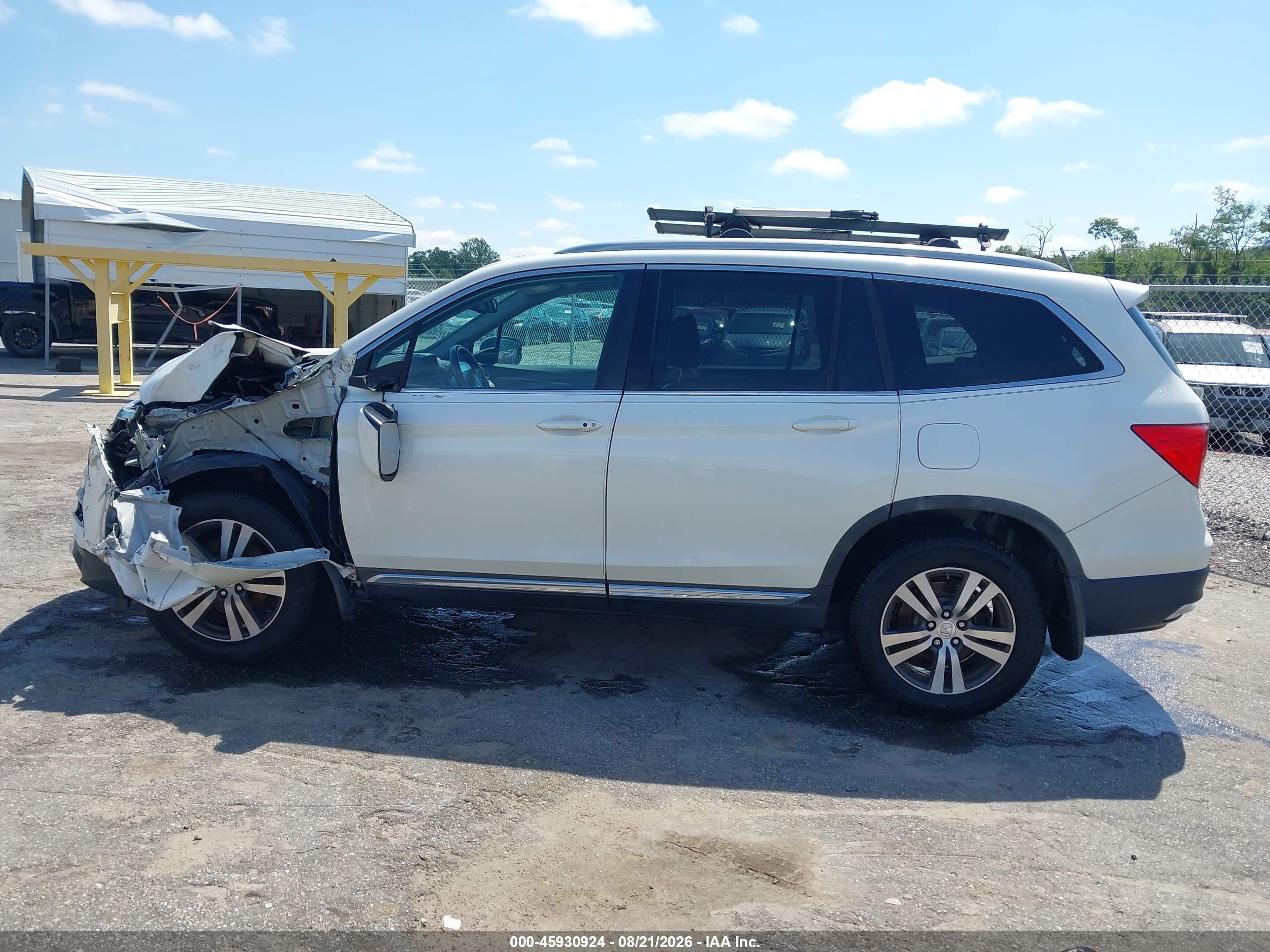 2016 Honda Pilot Ex-l White vin: 5FNYF6H57GB096970