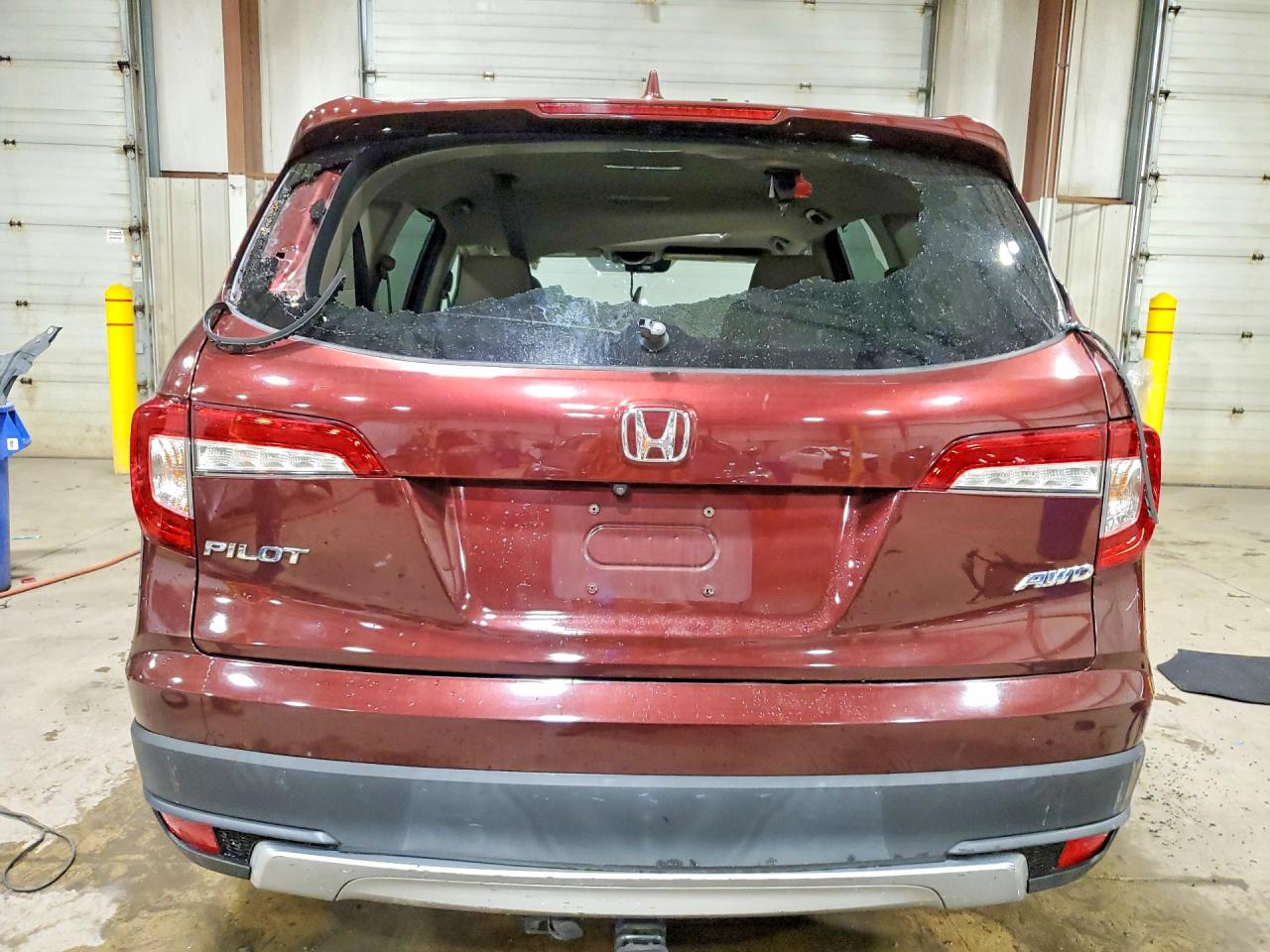 2019 Honda Pilot Exl Бордовый vin: 5FNYF6H57KB046109