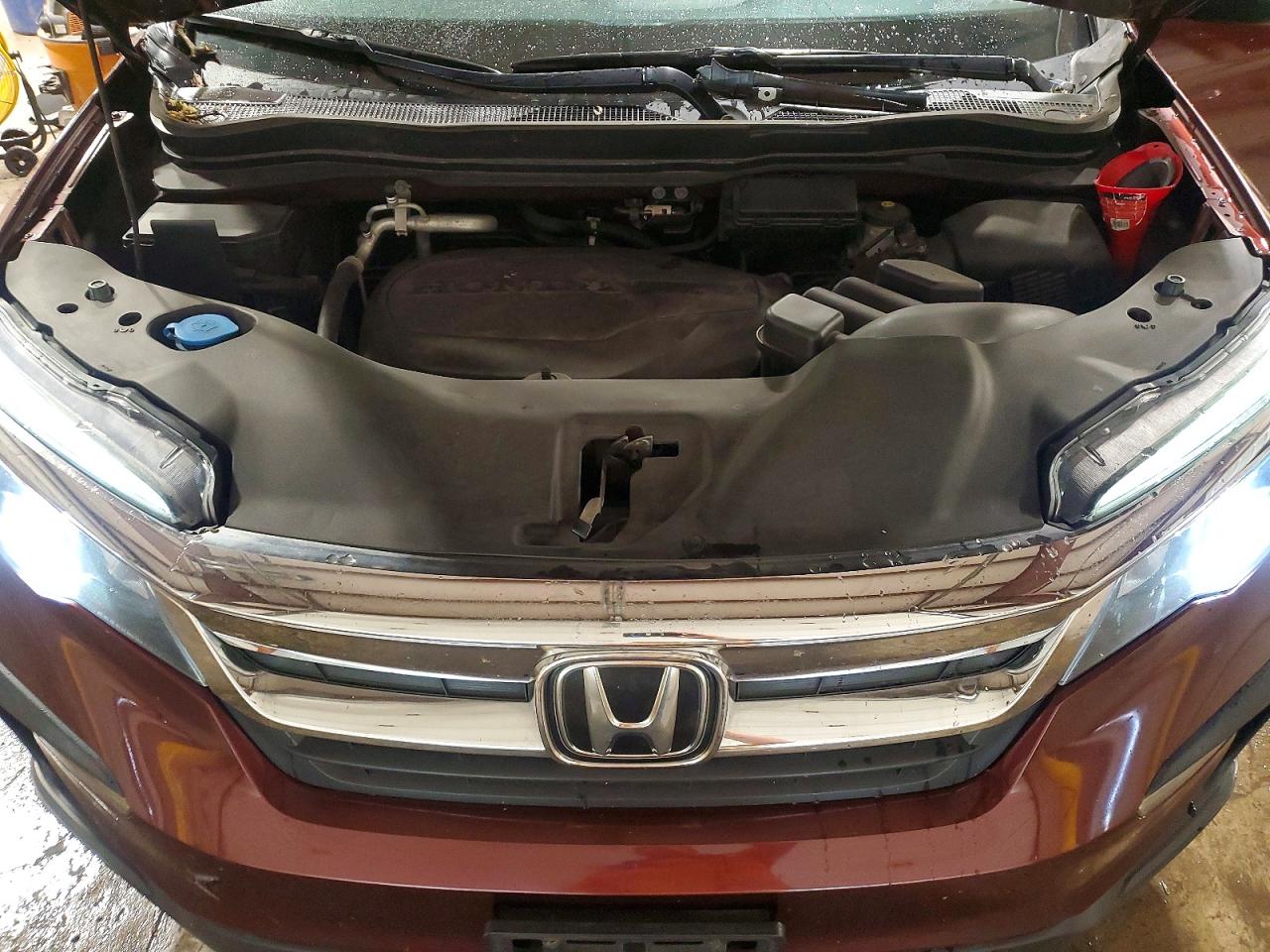 2019 Honda Pilot Exl Бордовый vin: 5FNYF6H57KB046109