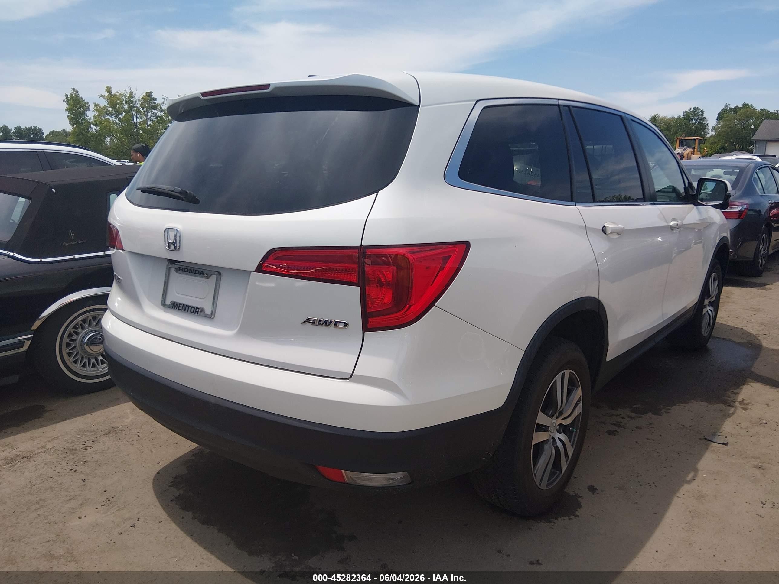 2017 Honda Pilot Ex-l Белый vin: 5FNYF6H59HB004596