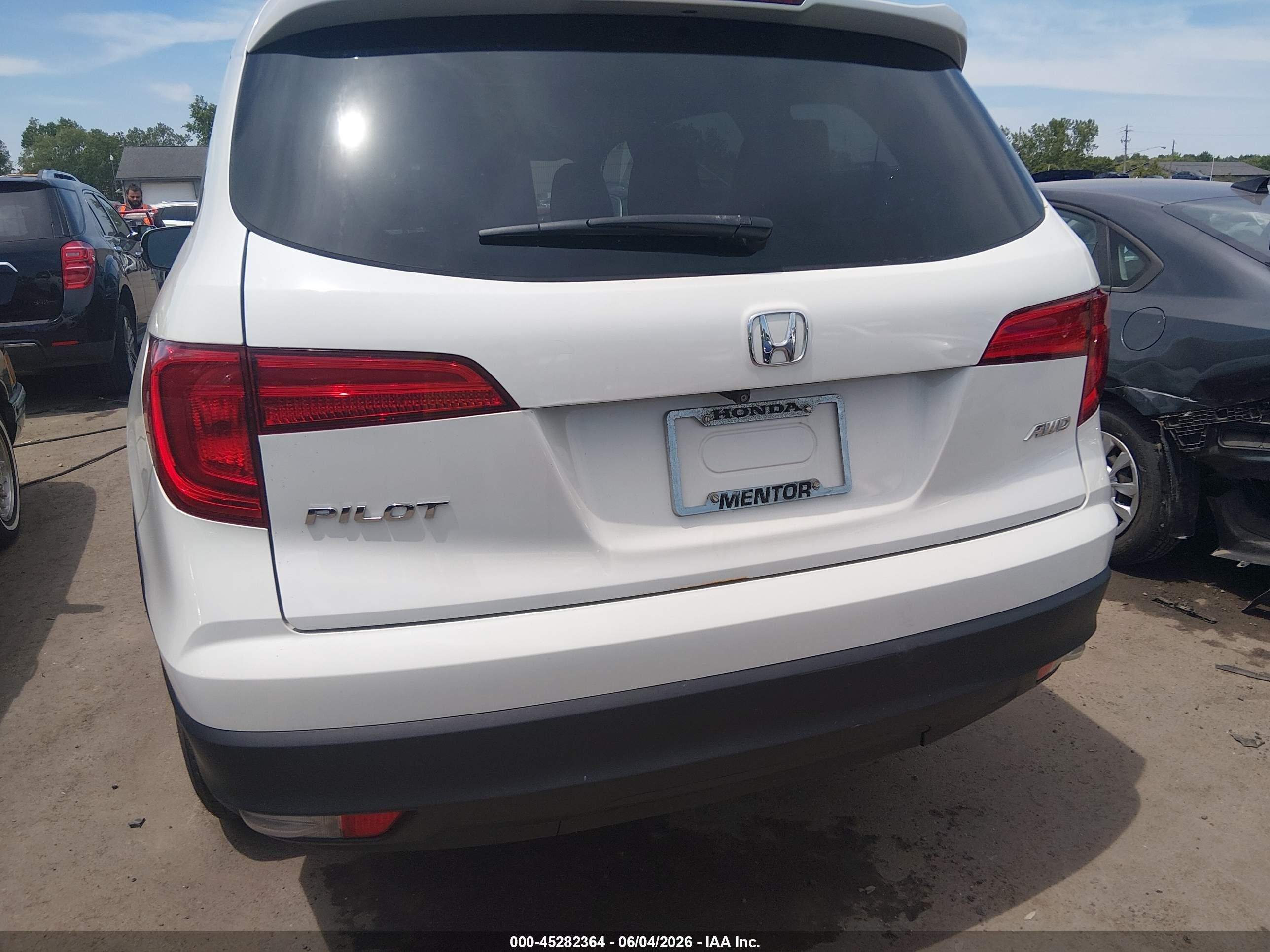 2017 Honda Pilot Ex-l Белый vin: 5FNYF6H59HB004596