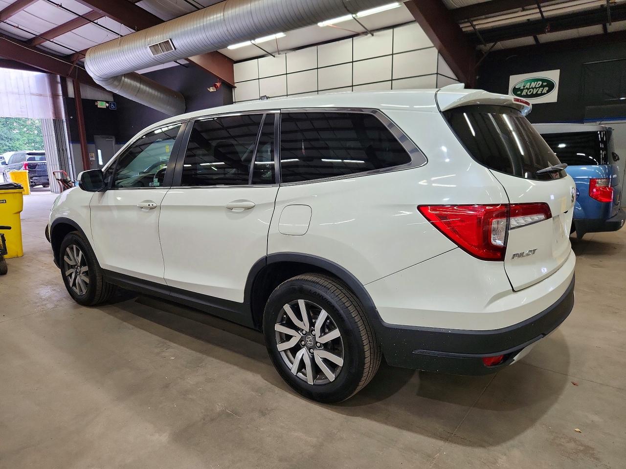2019 Honda Pilot Exl Белый vin: 5FNYF6H59KB046175