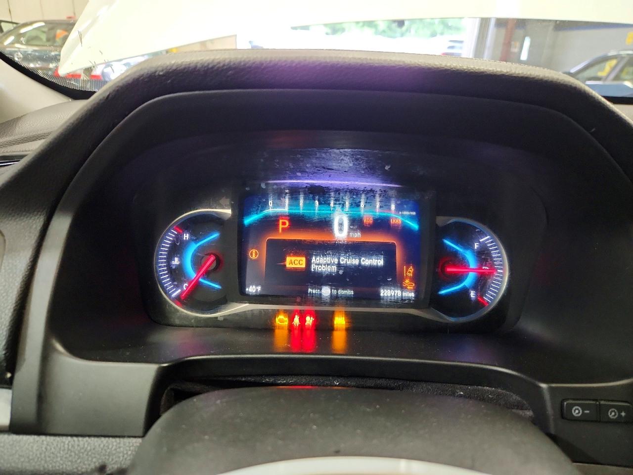 2019 Honda Pilot Exl Белый vin: 5FNYF6H59KB046175