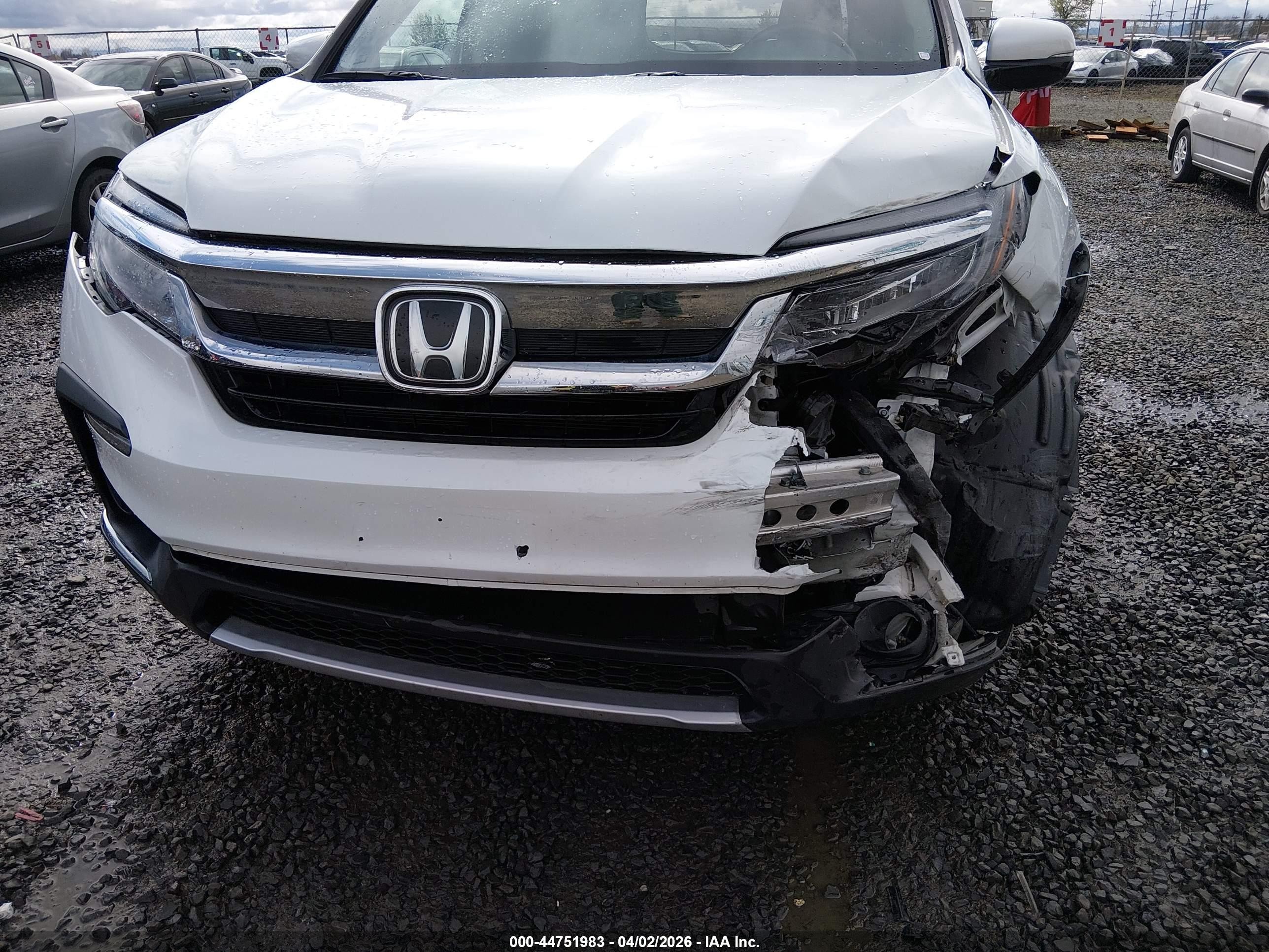2022 Honda Pilot Awd Touring 7 Passenger White vin: 5FNYF6H60NB011943