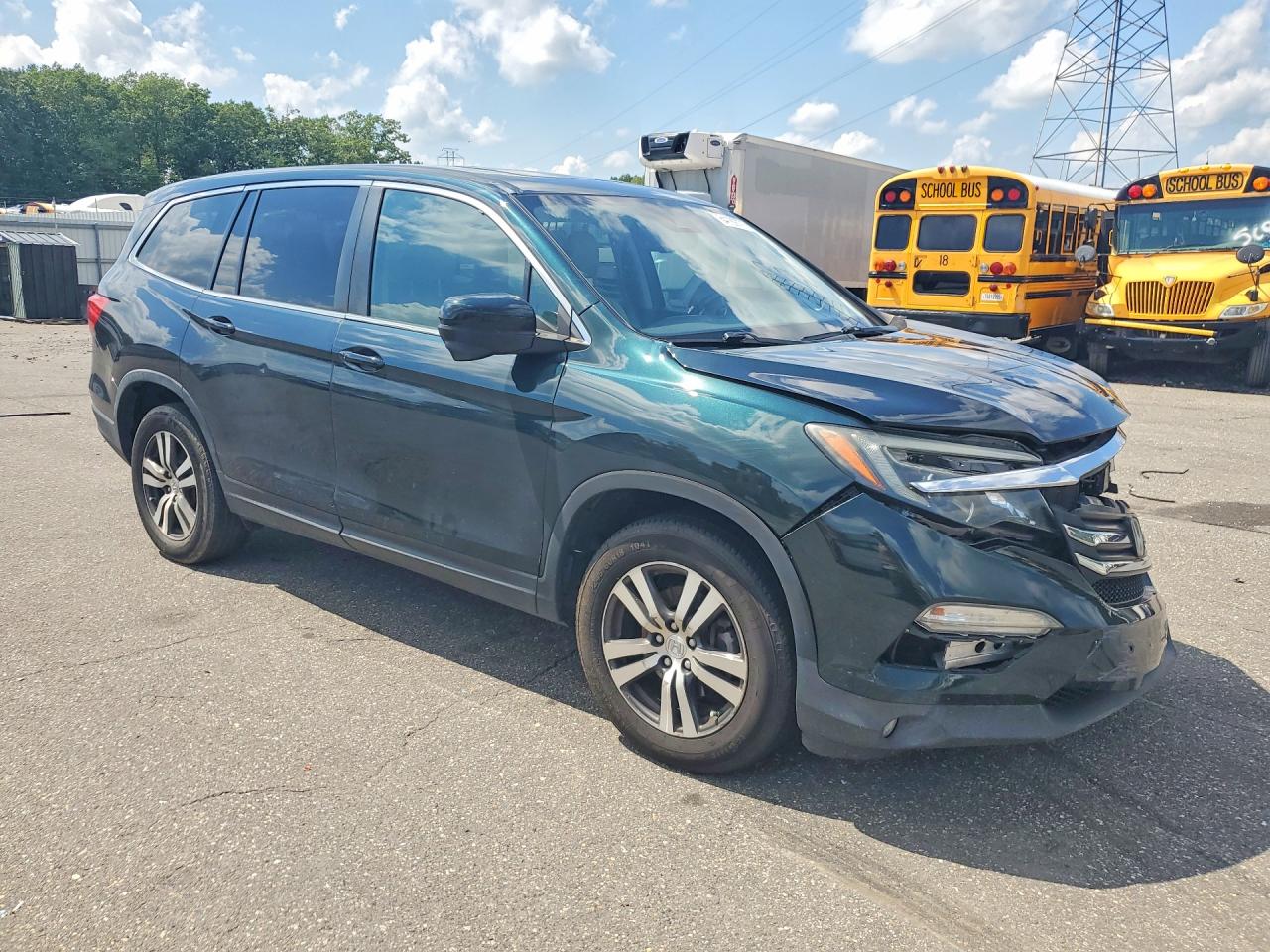2018 Honda Pilot Exl Green vin: 5FNYF6H61JB036537