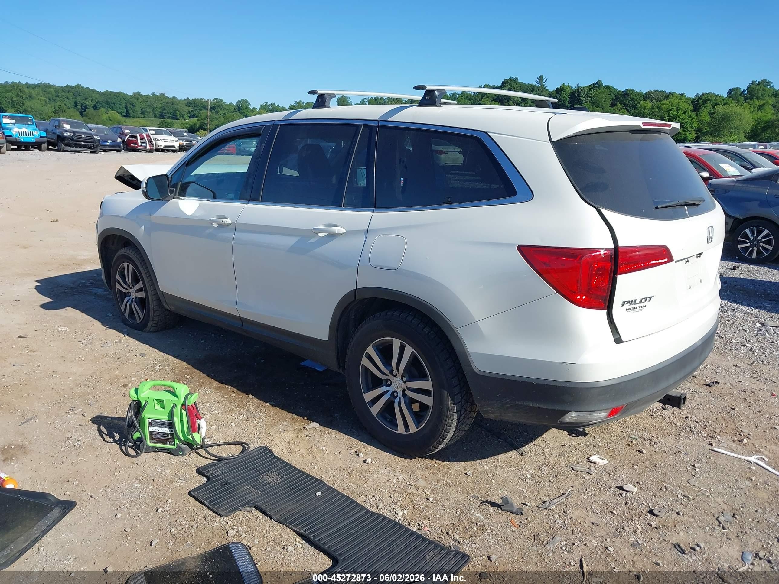 2018 Honda Pilot Ex-l Белый vin: 5FNYF6H66JB036548