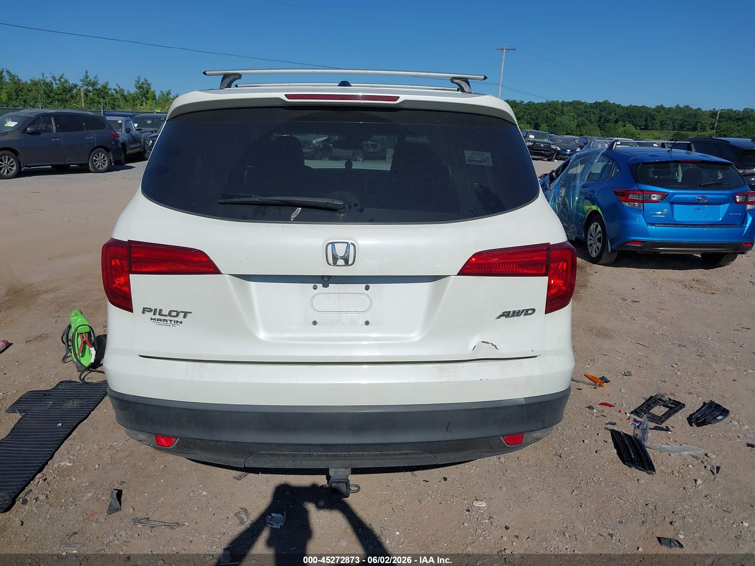 2018 Honda Pilot Ex-l Белый vin: 5FNYF6H66JB036548