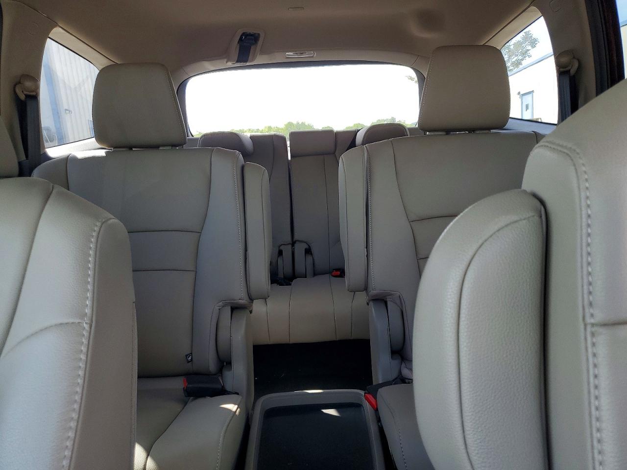 2022 Honda Pilot Touring Maroon vin: 5FNYF6H67NB021708