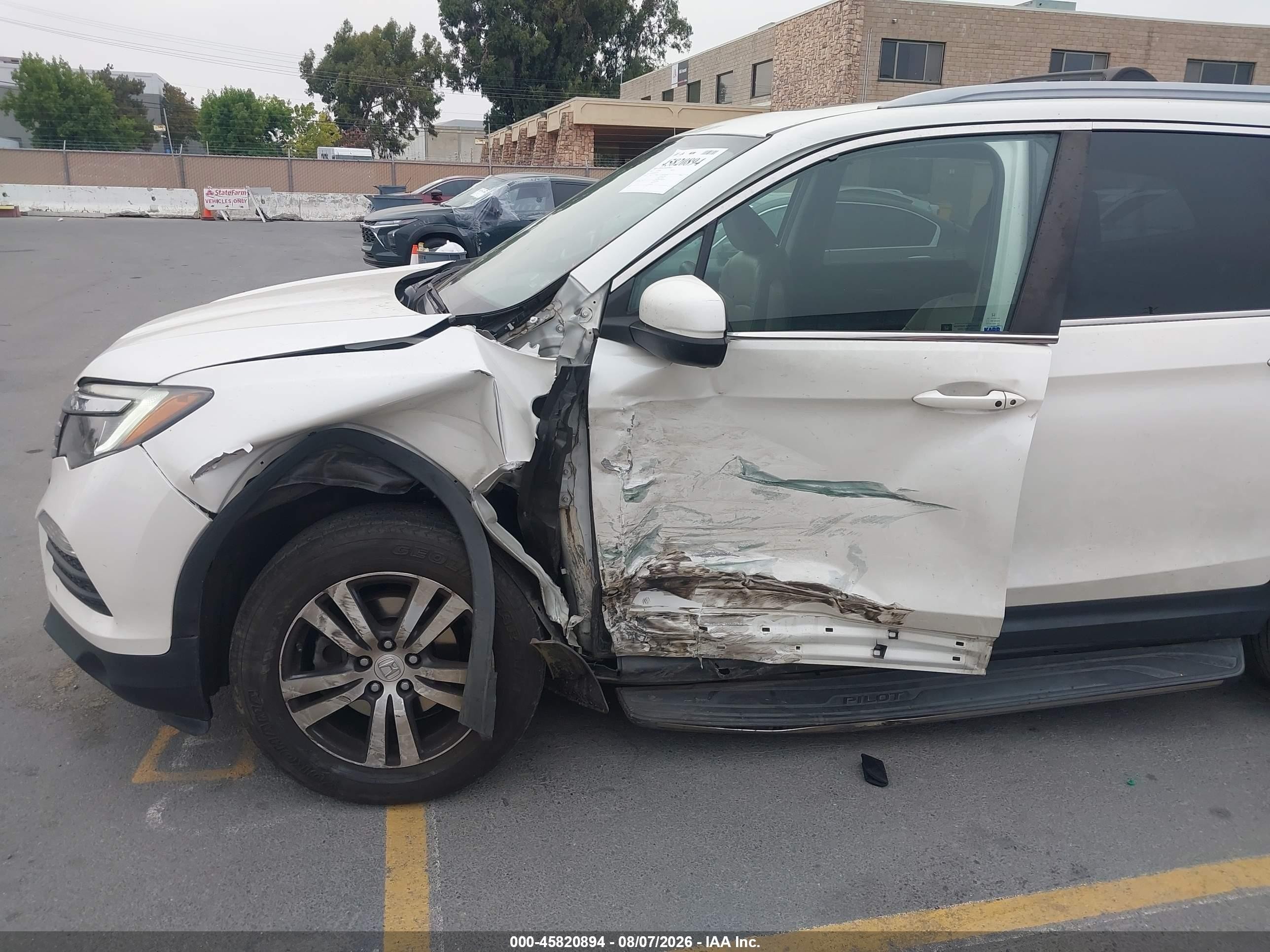 2017 Honda Pilot Ex-l White vin: 5FNYF6H74HB062925