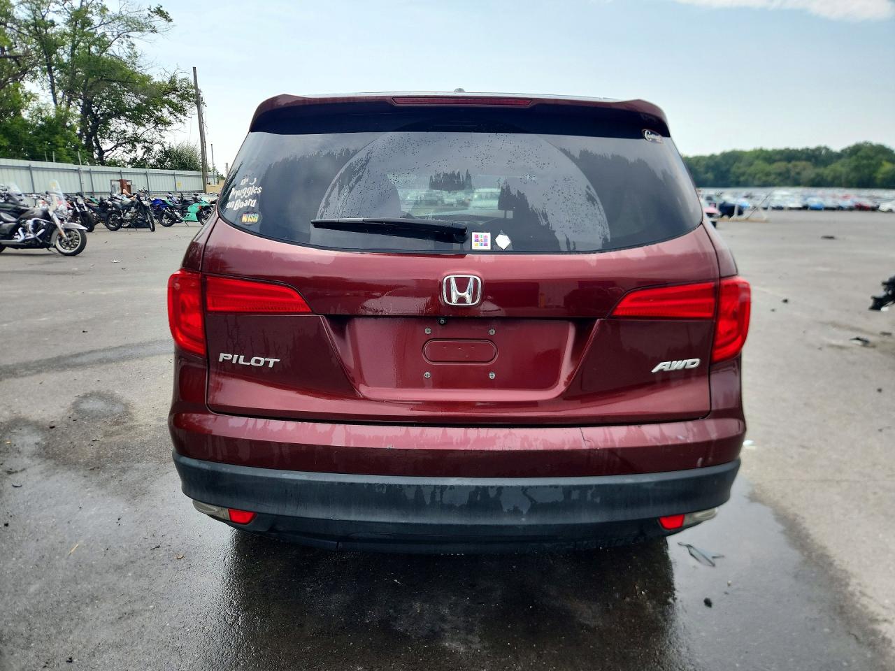 2018 Honda Pilot Exln Burgundy vin: 5FNYF6H77JB020478